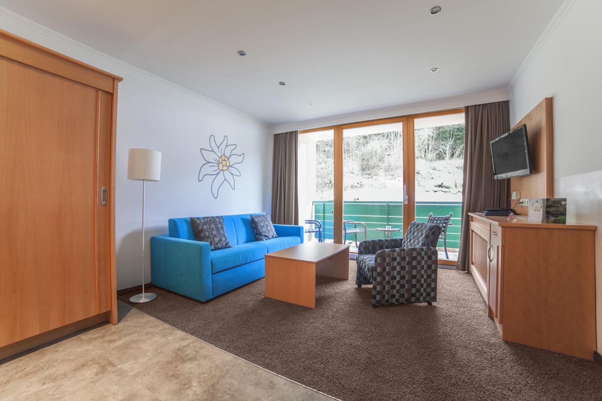Alpine Club Resort