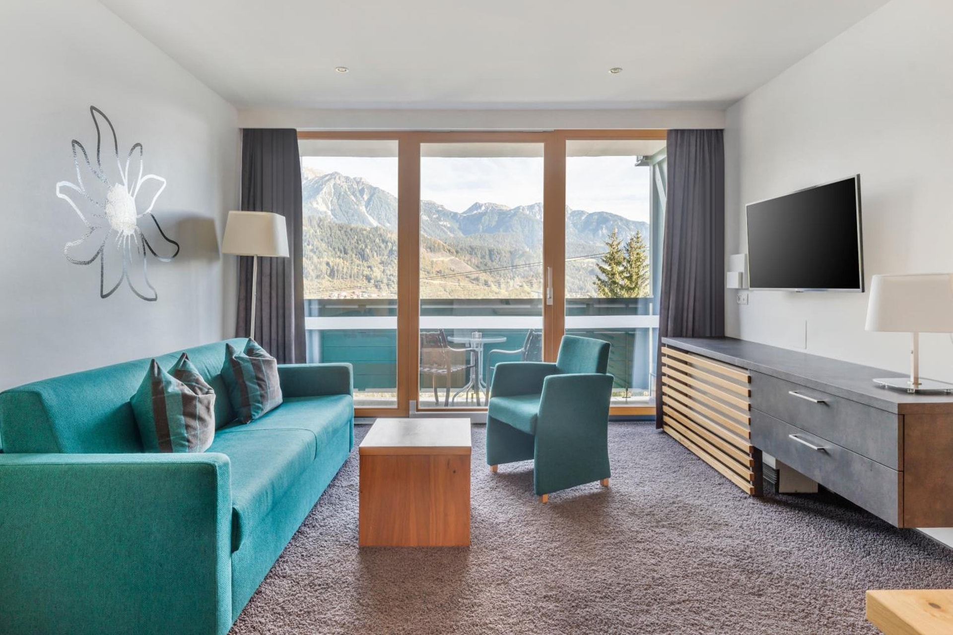 Alpine Club Resort