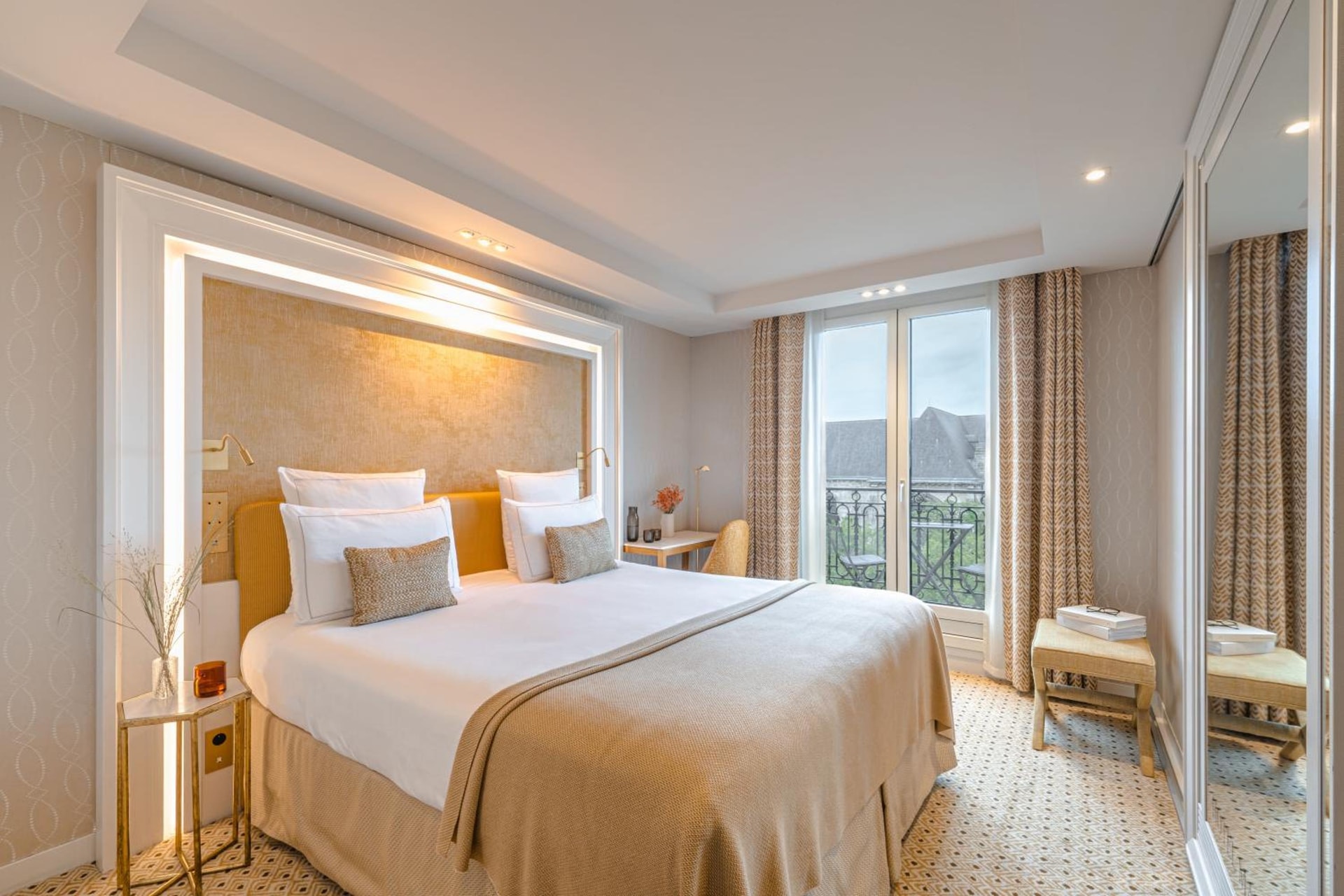 hotel room