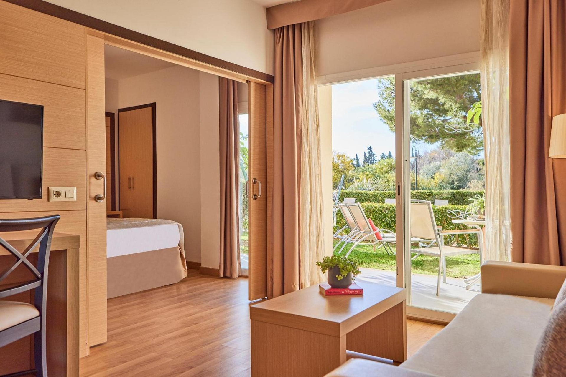 hotel room
