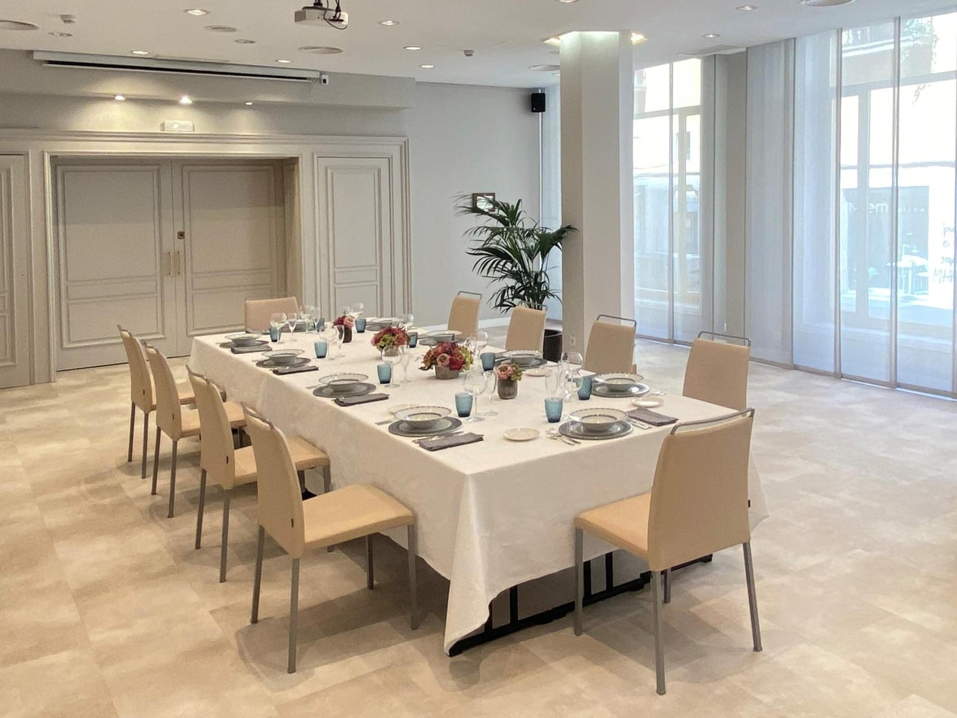 Lamaro Hotel Barcelona - Preferred Hotels & Resorts - Lifestyle Collection