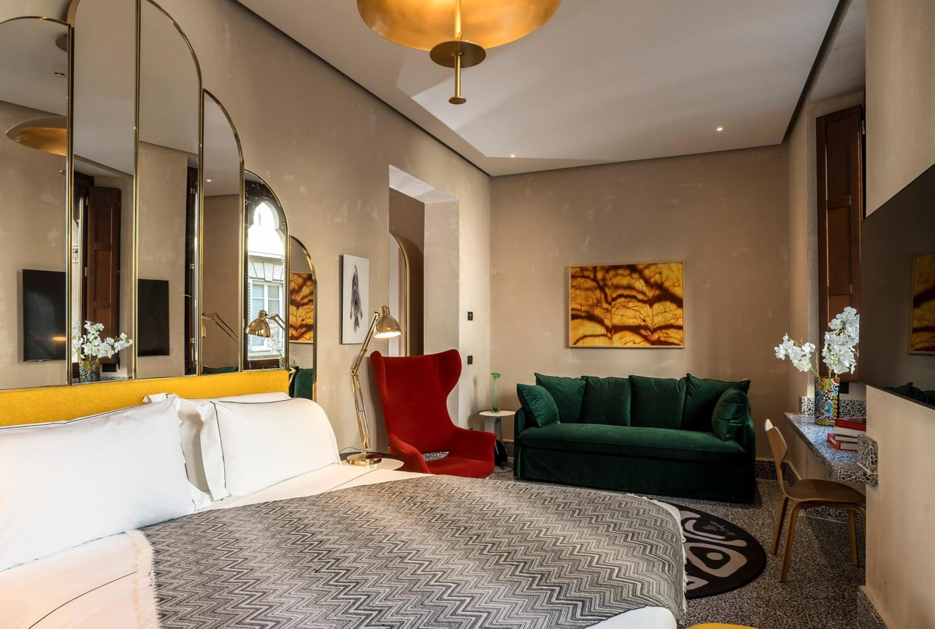 hotel room