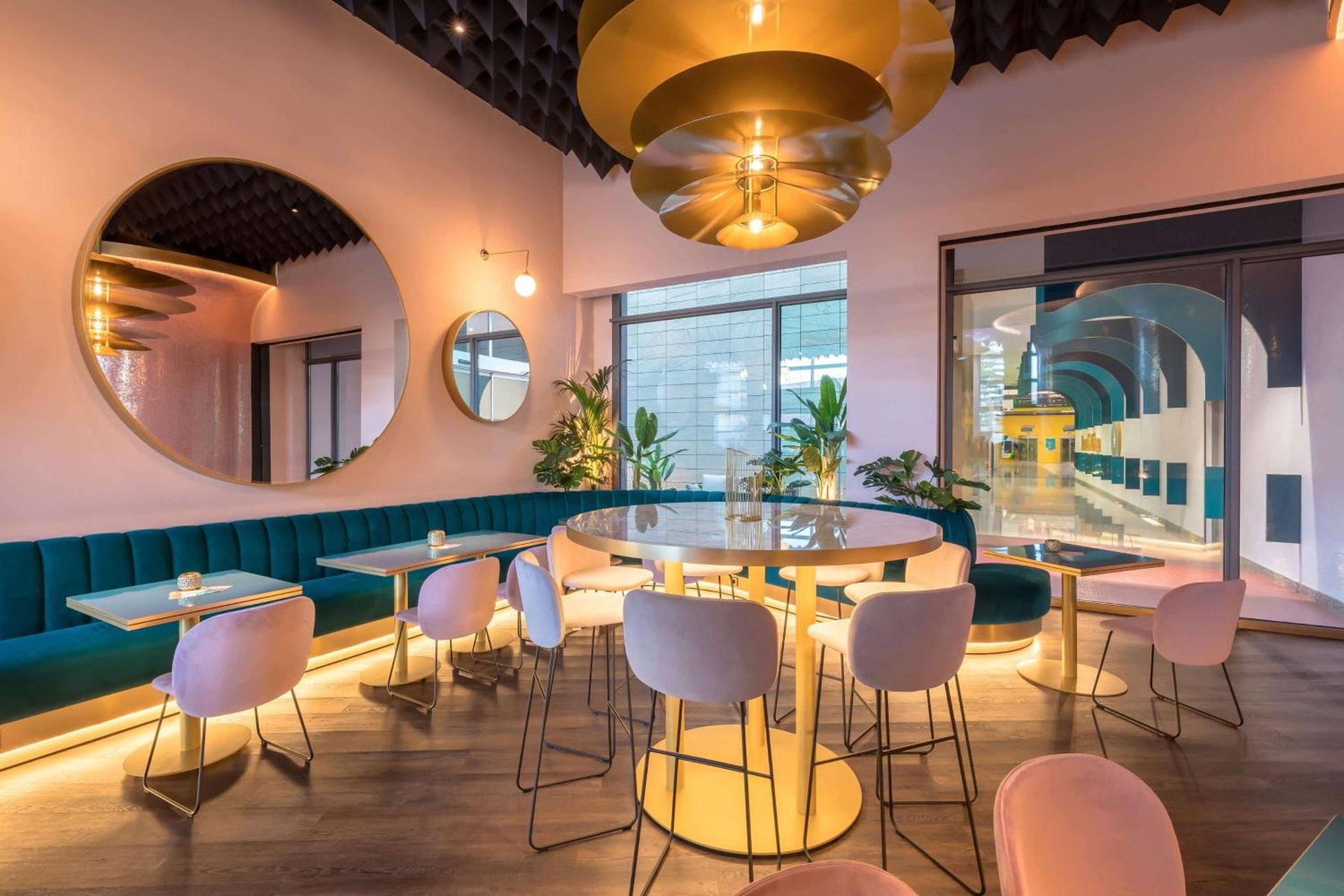 dining