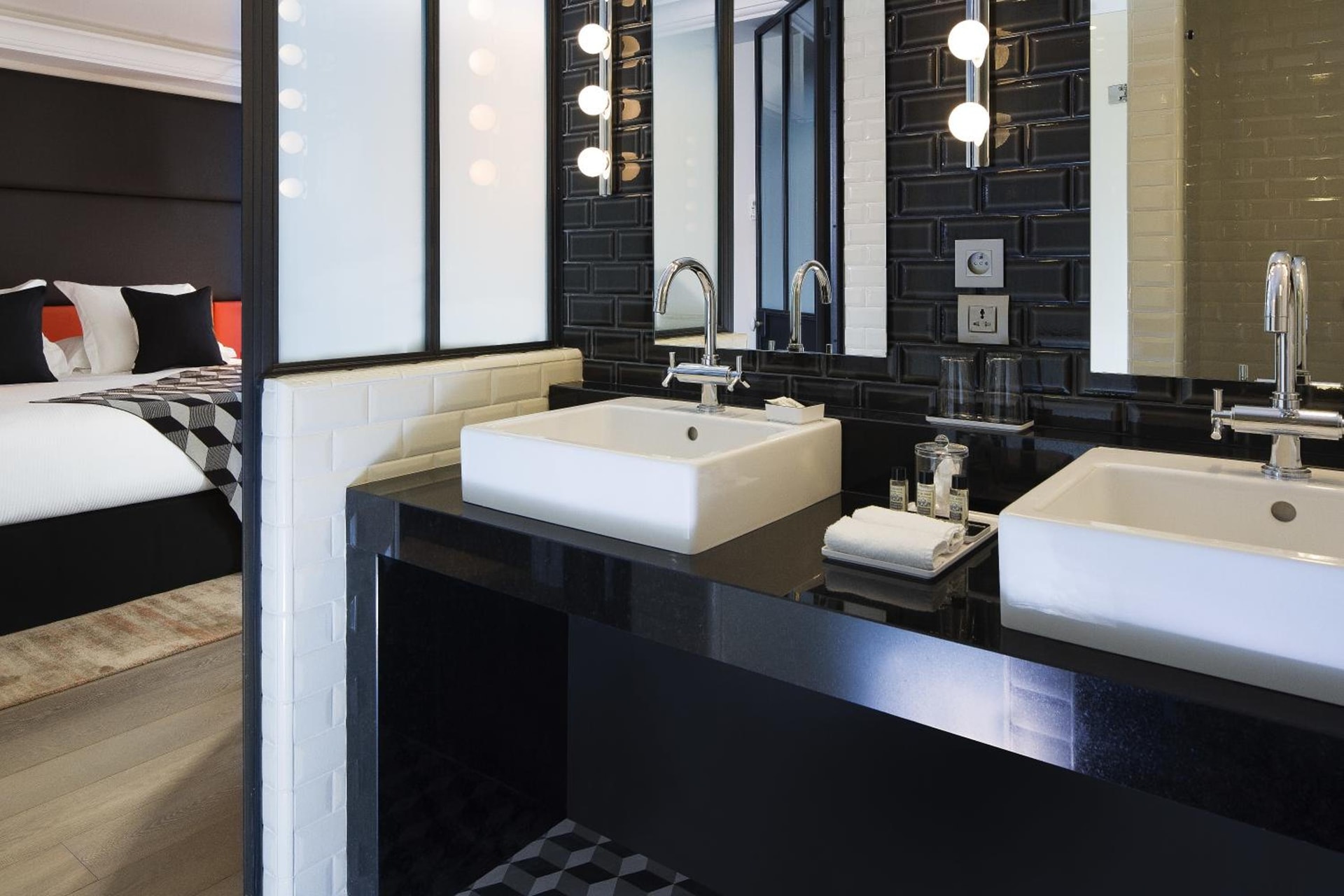 Terrass" Hotel