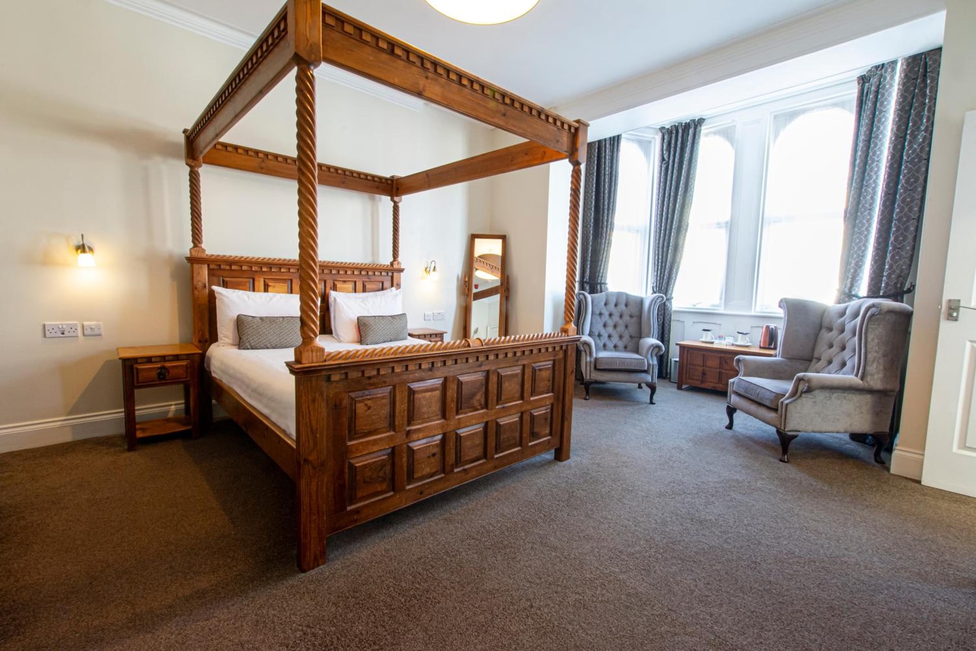 The Grosvenor Plymouth