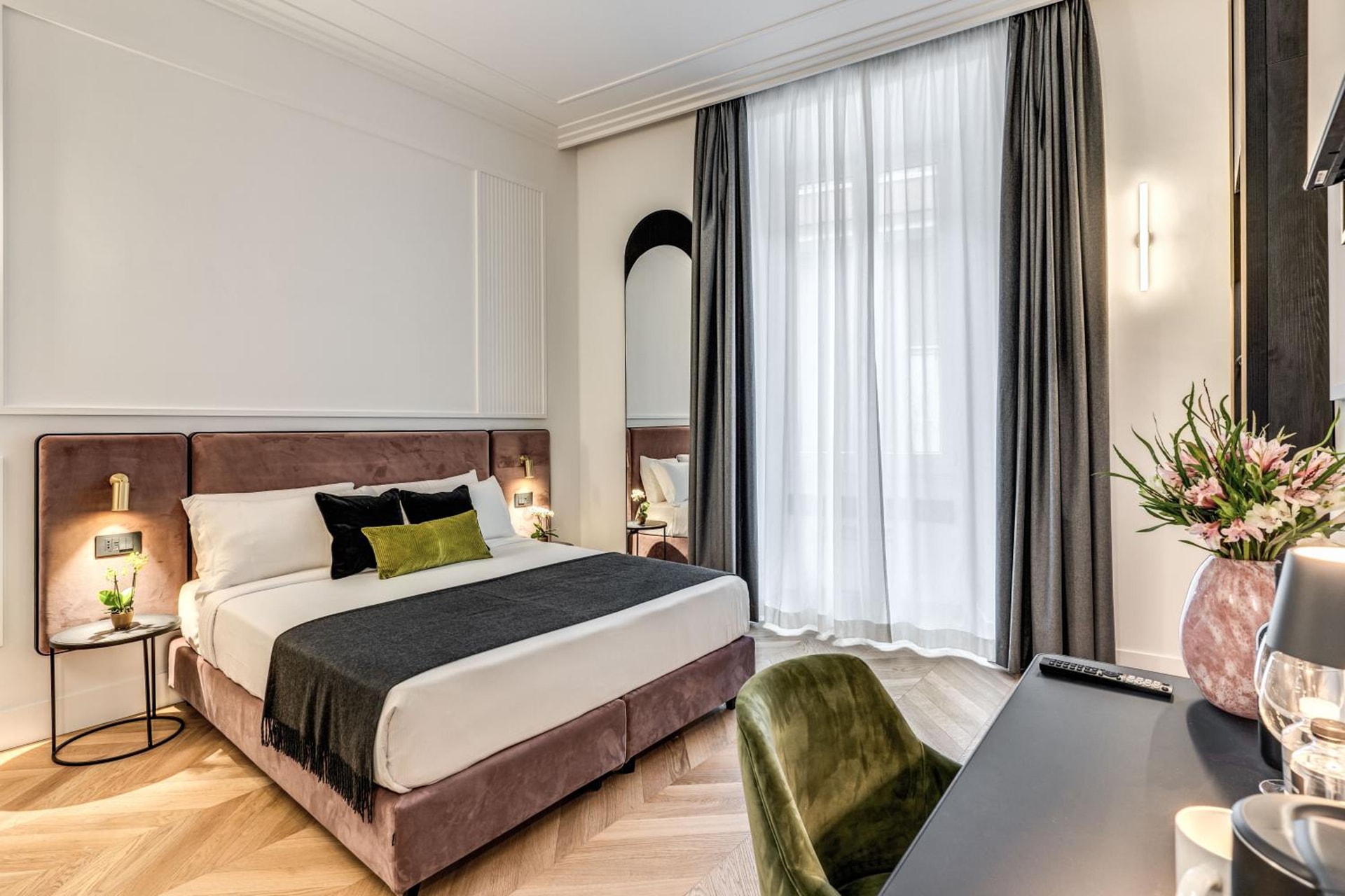 hotel room