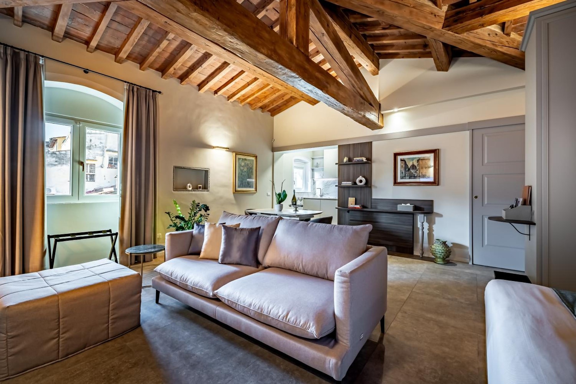 Le Torri by Dimora Collection - 18th-Century Palazzo Suites in Florence - Adults Only