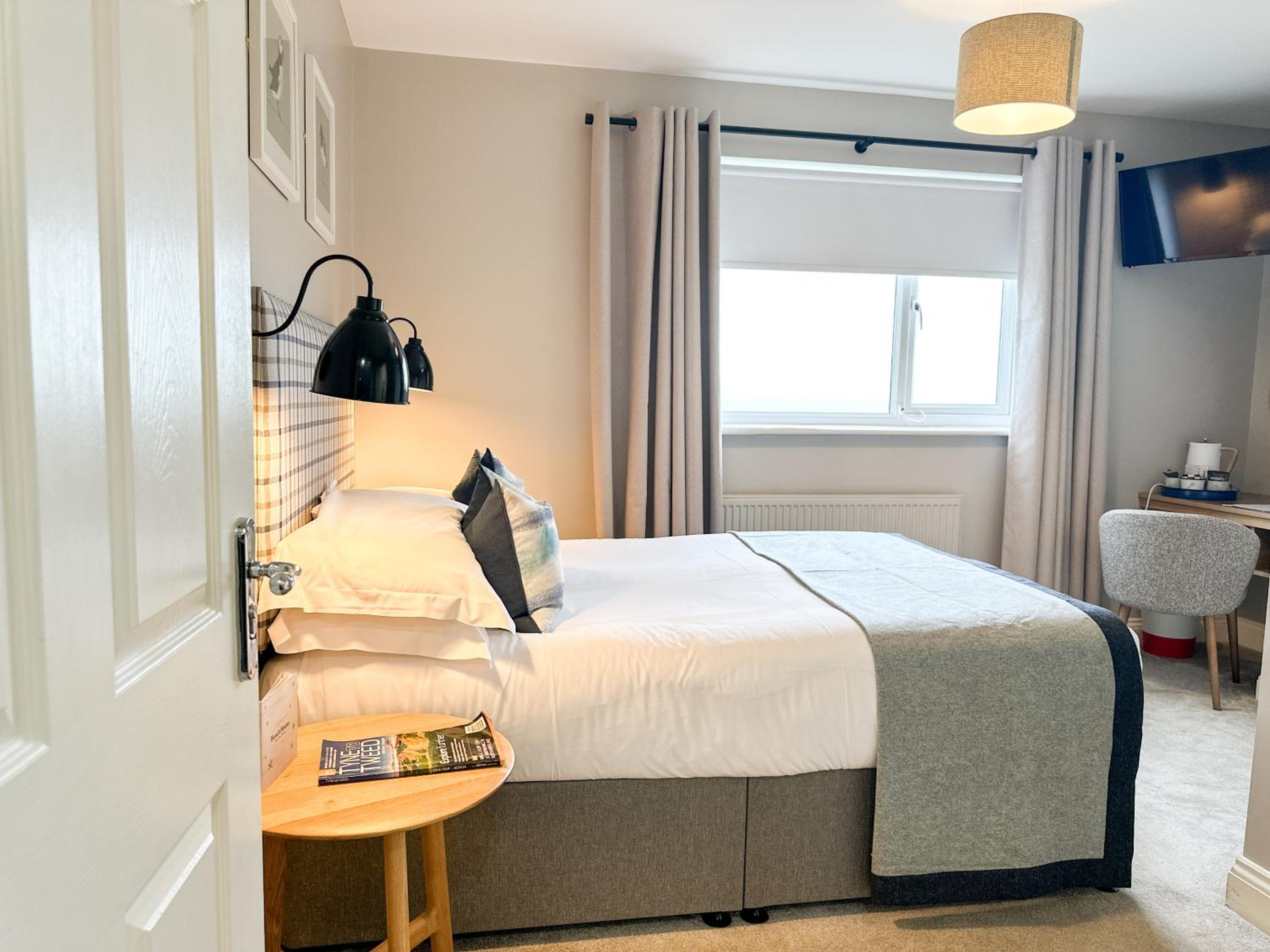 Beach House Hotel