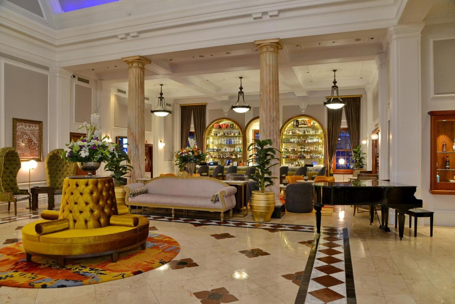 Taj Executive Suites, Private Residence