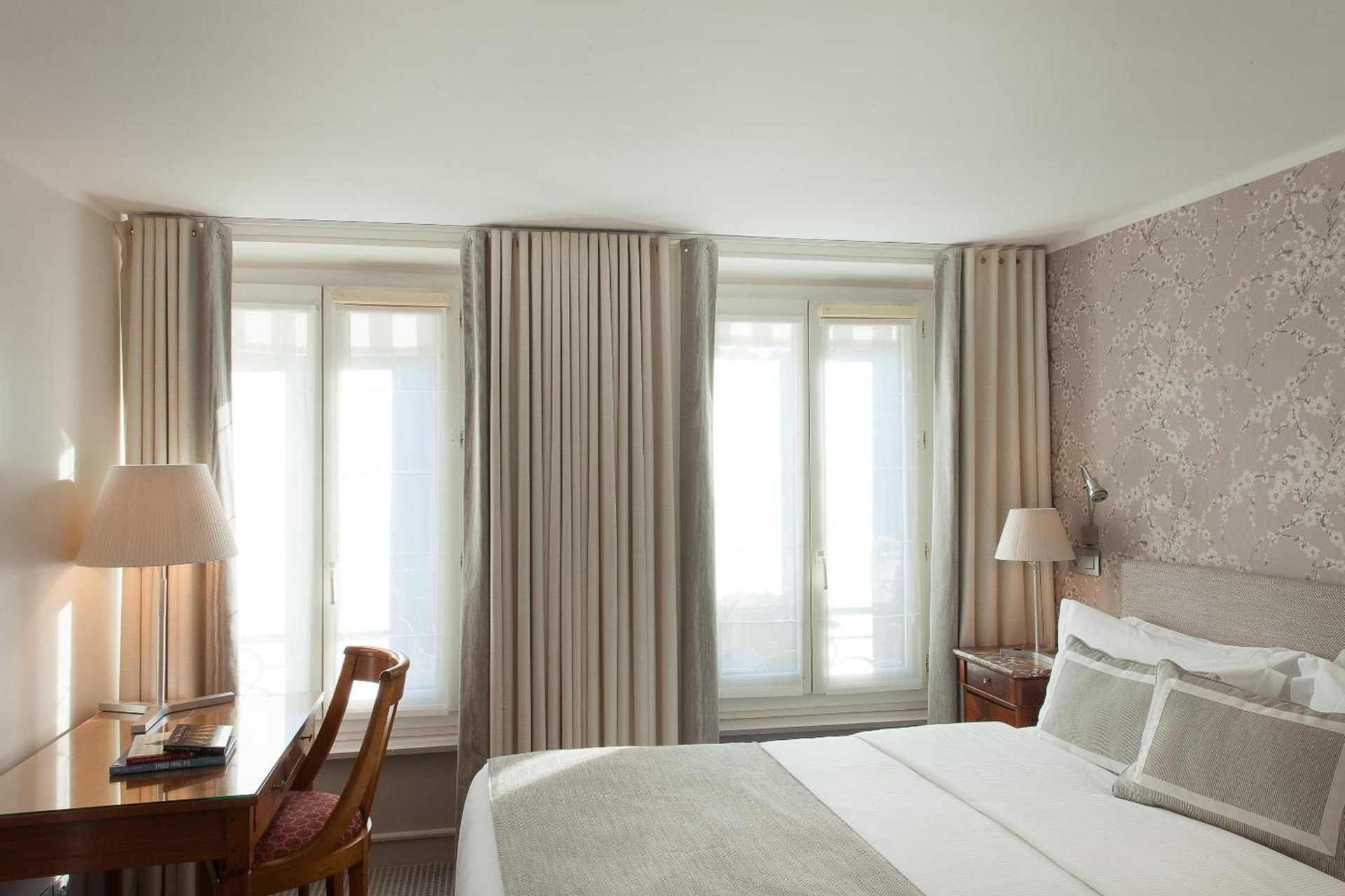 Hôtel Parc Saint-Séverin - Esprit de France