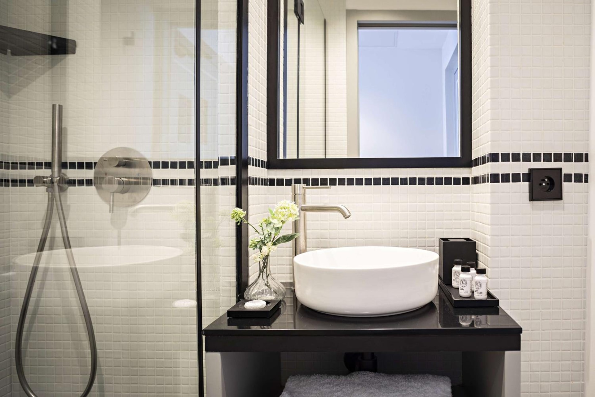 Best Western Premier The Blake Paris Gare Saint Lazare