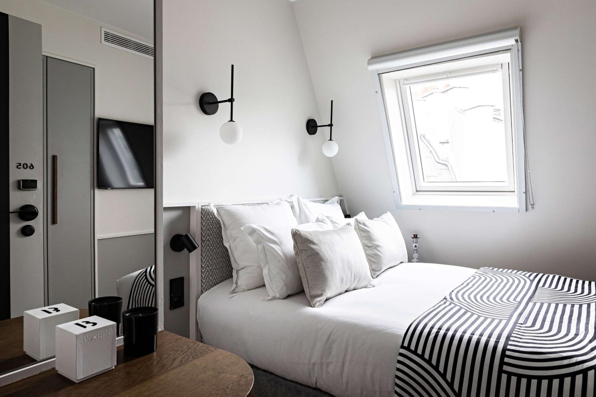 Best Western Premier The Blake Paris Gare Saint Lazare