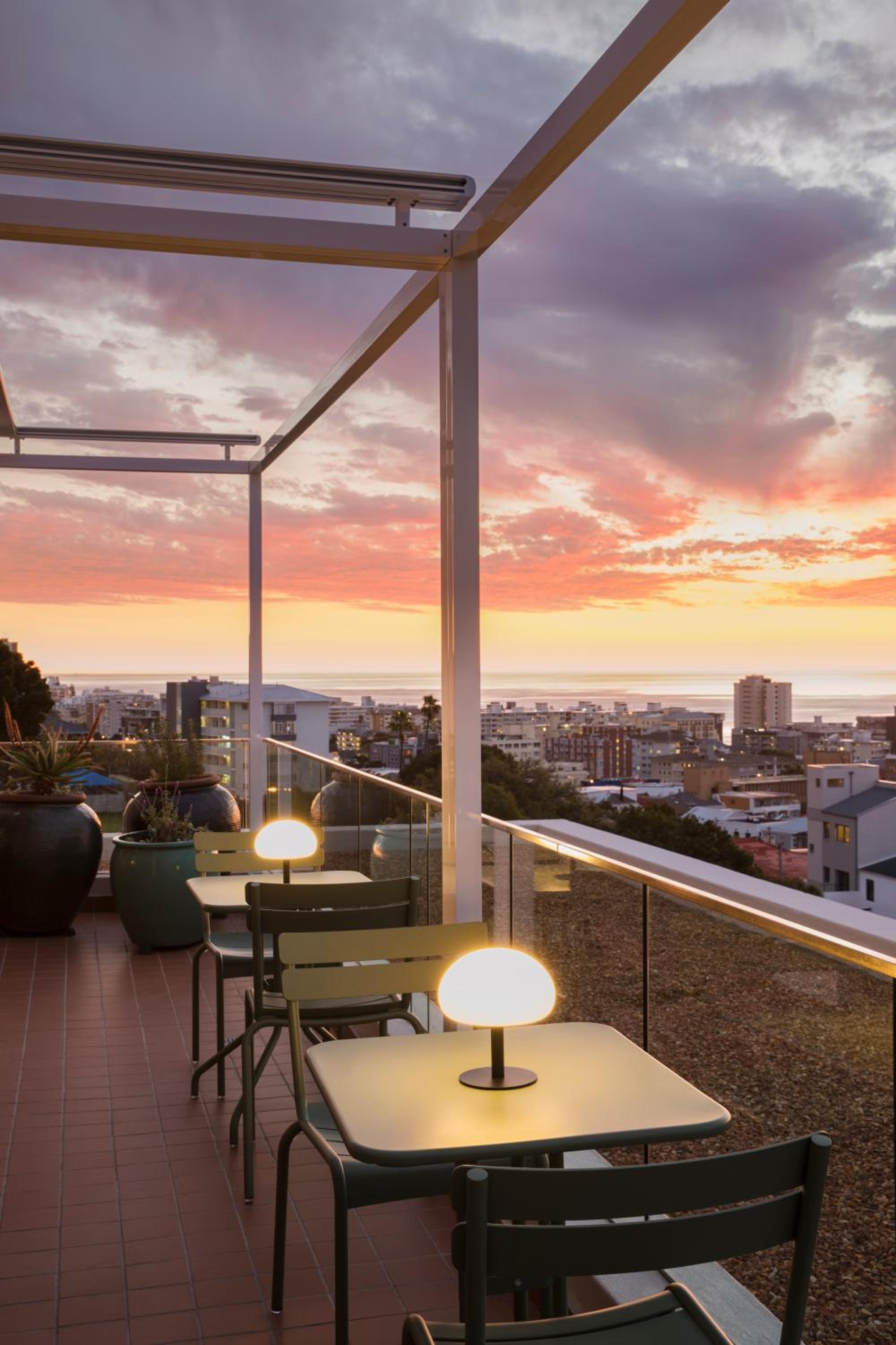 Home Suite Hotels Sea Point