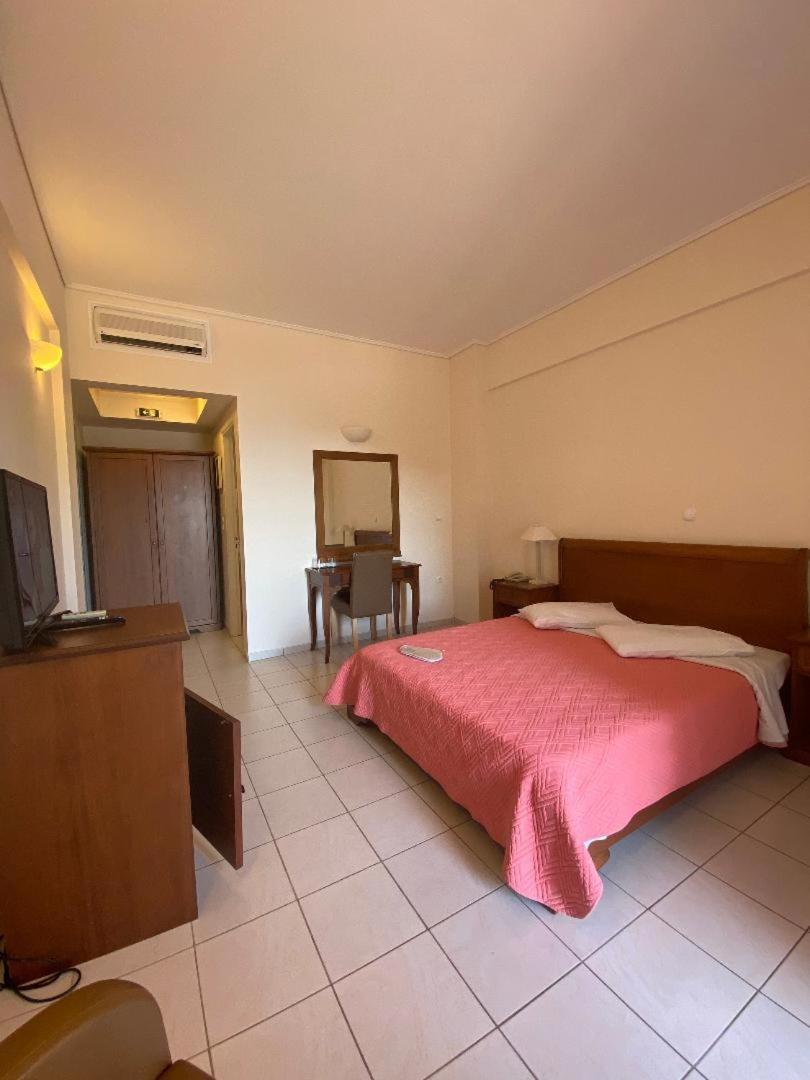 Alonissos Beach Bungalows And Suites Hotel
