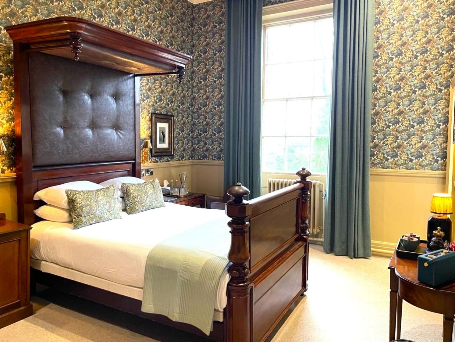 The Churchill Hotel
