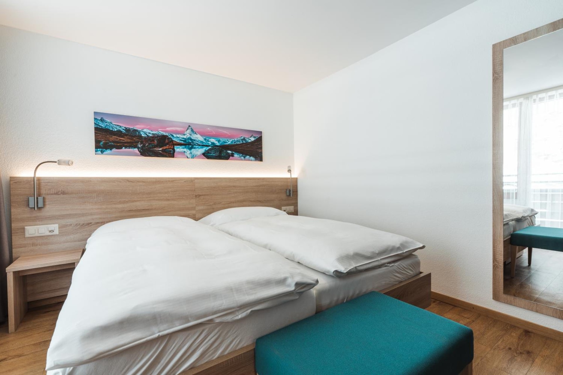 Matterhorn Inn - Wellness & Dining - at Zermatt Shuttle Station