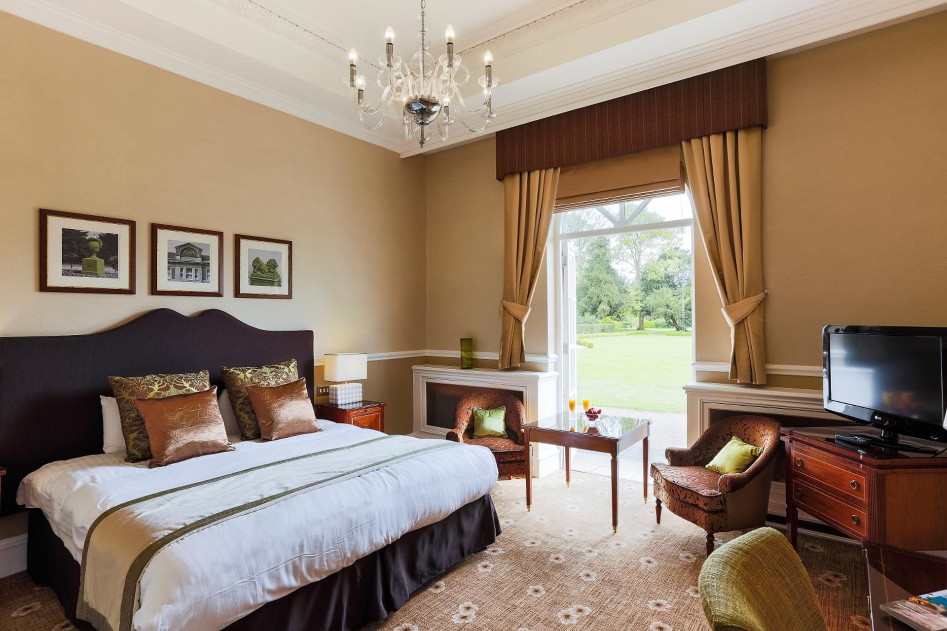 Down Hall Hotel