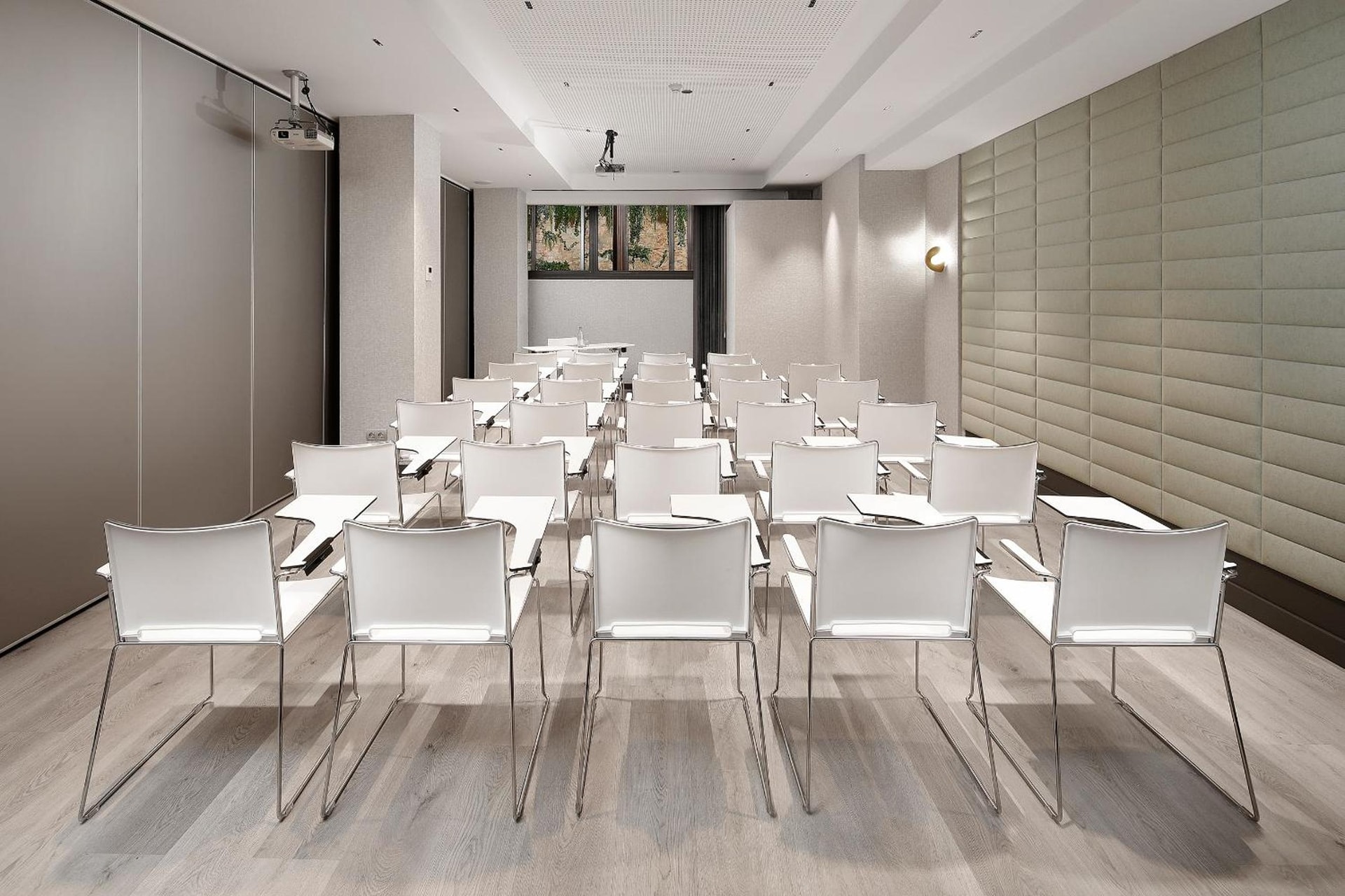 Olivia Plaza Hotel