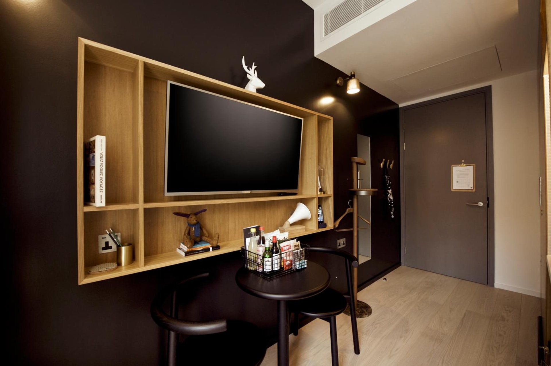 hotel reception