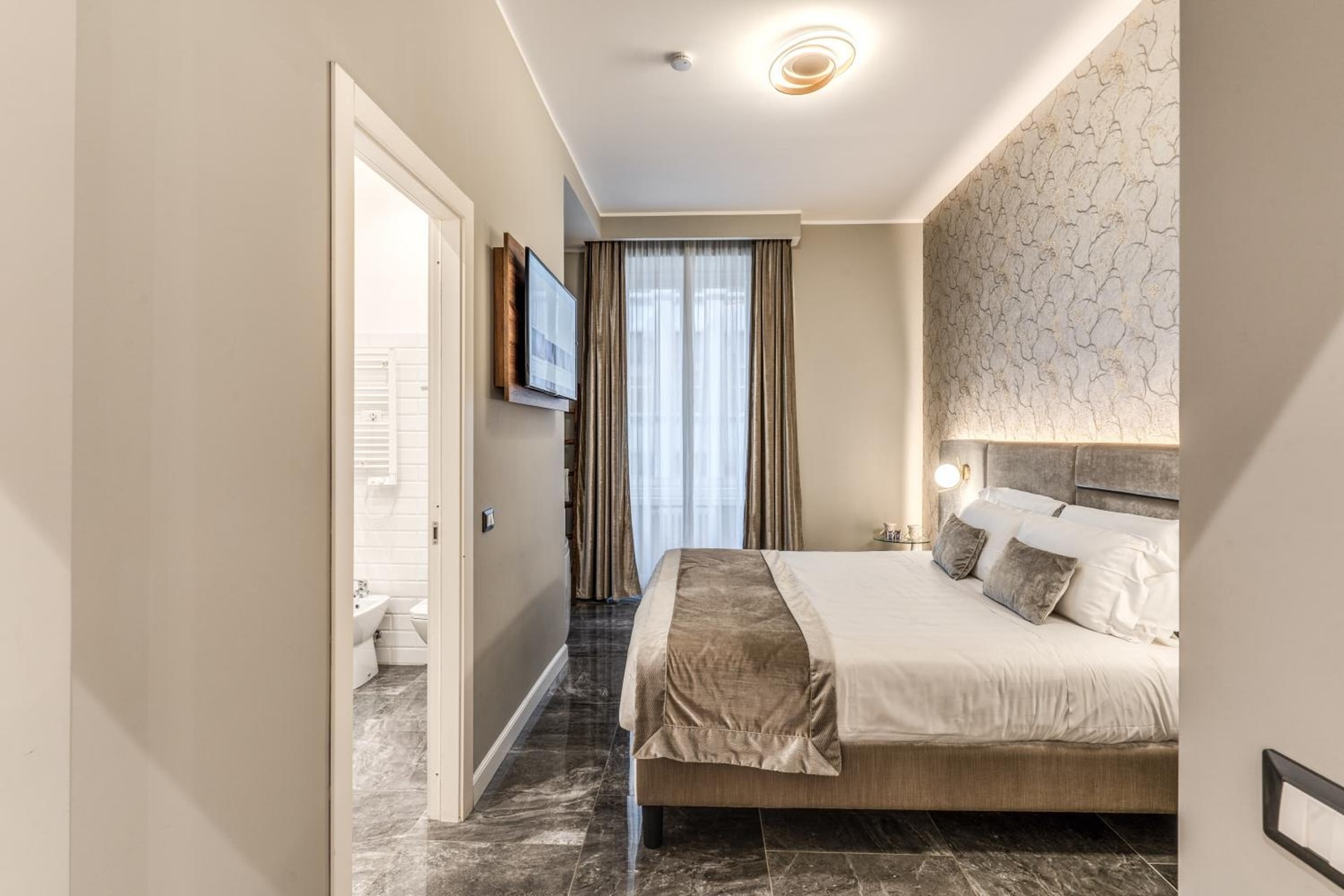 hotel room