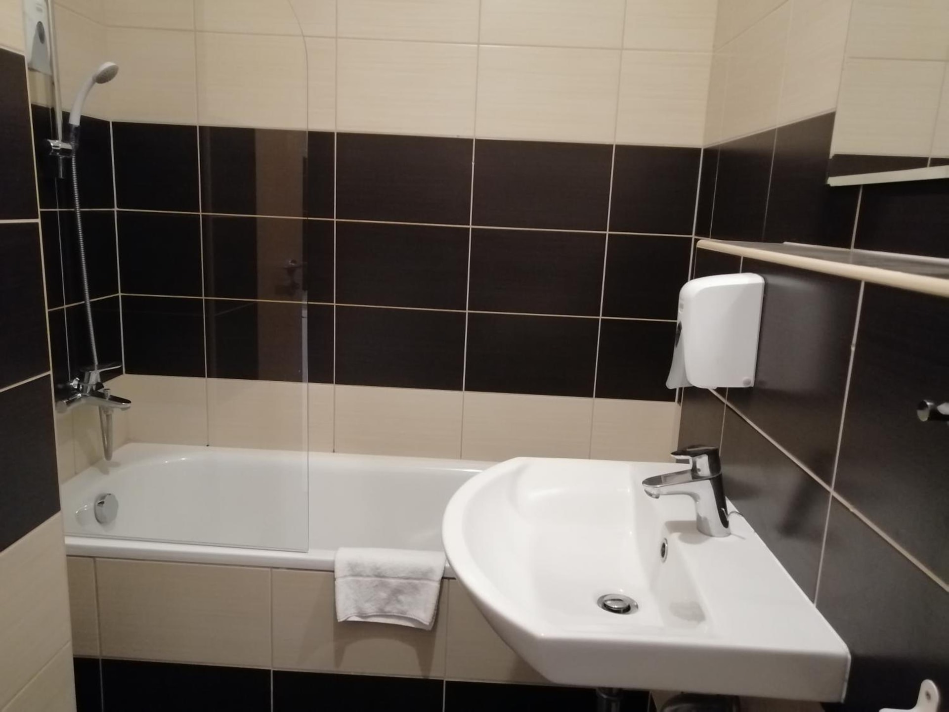 Corvin Center Suites