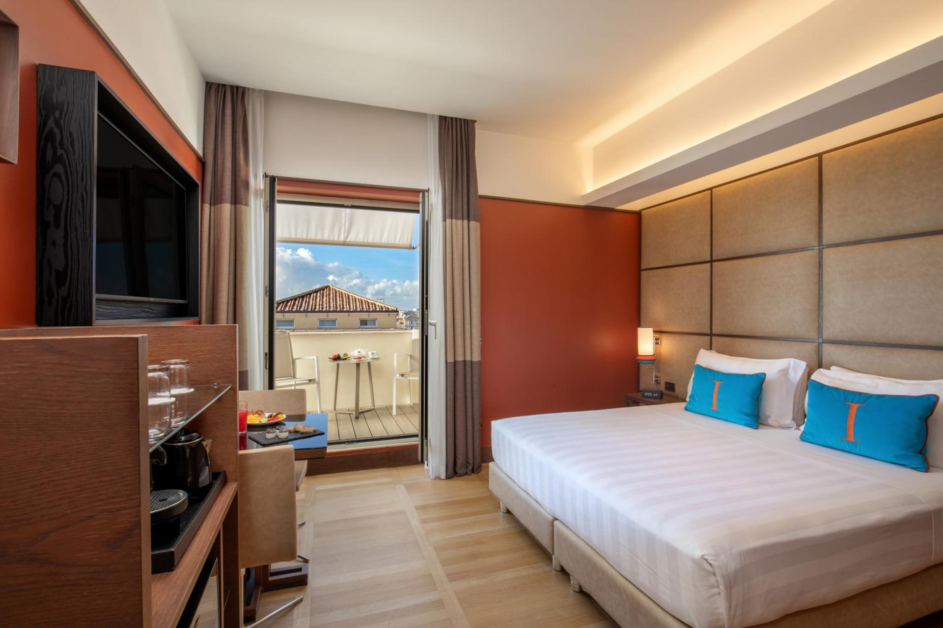 hotel room