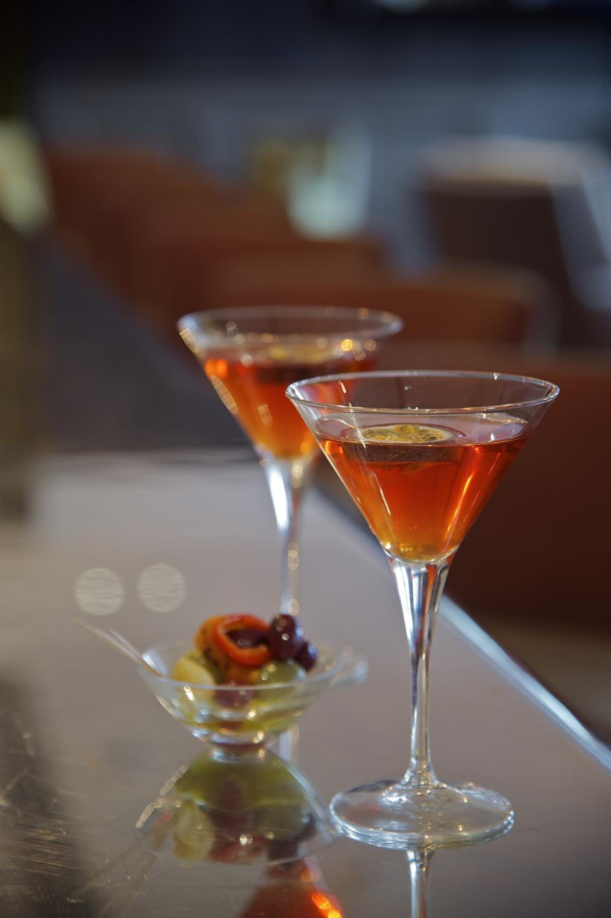 bar