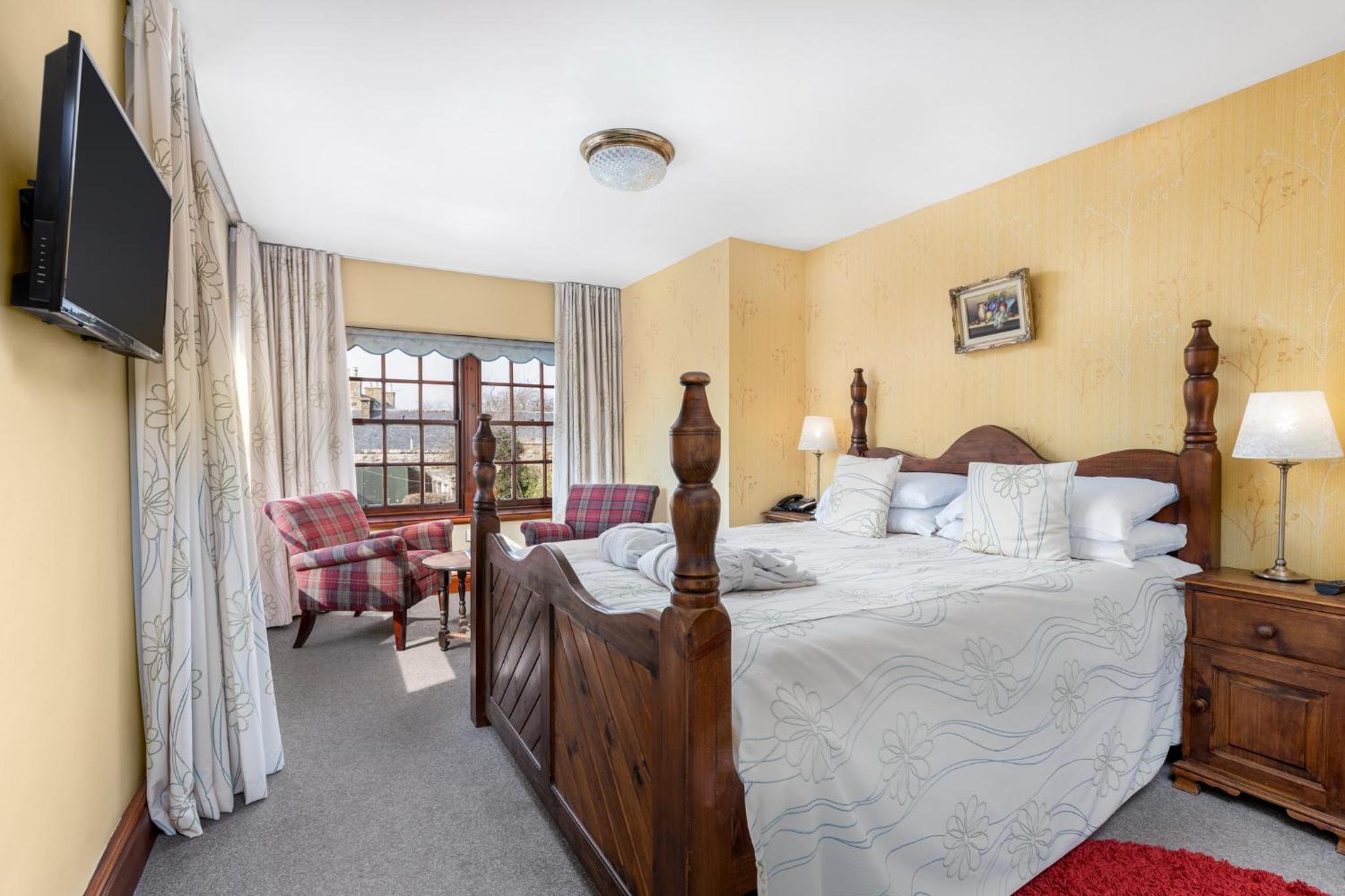 Dornoch Castle Hotel