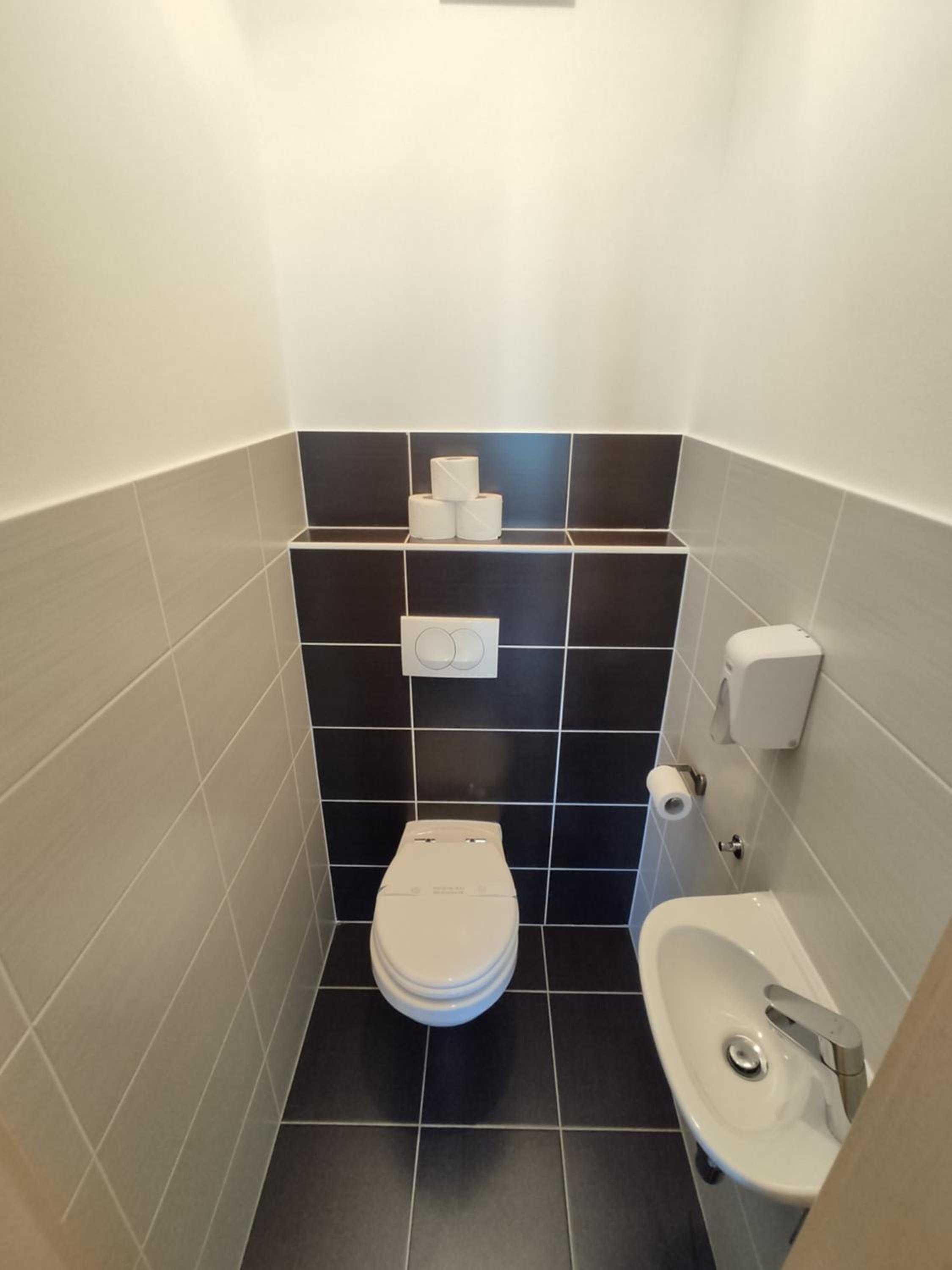 Corvin Center Suites