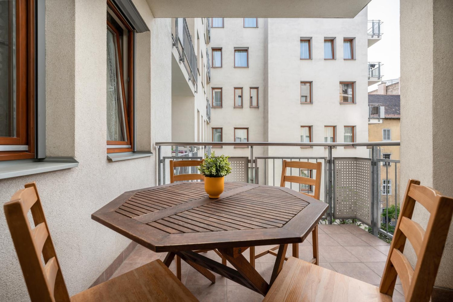 Central Passage Apartments by Vagabond Downtown