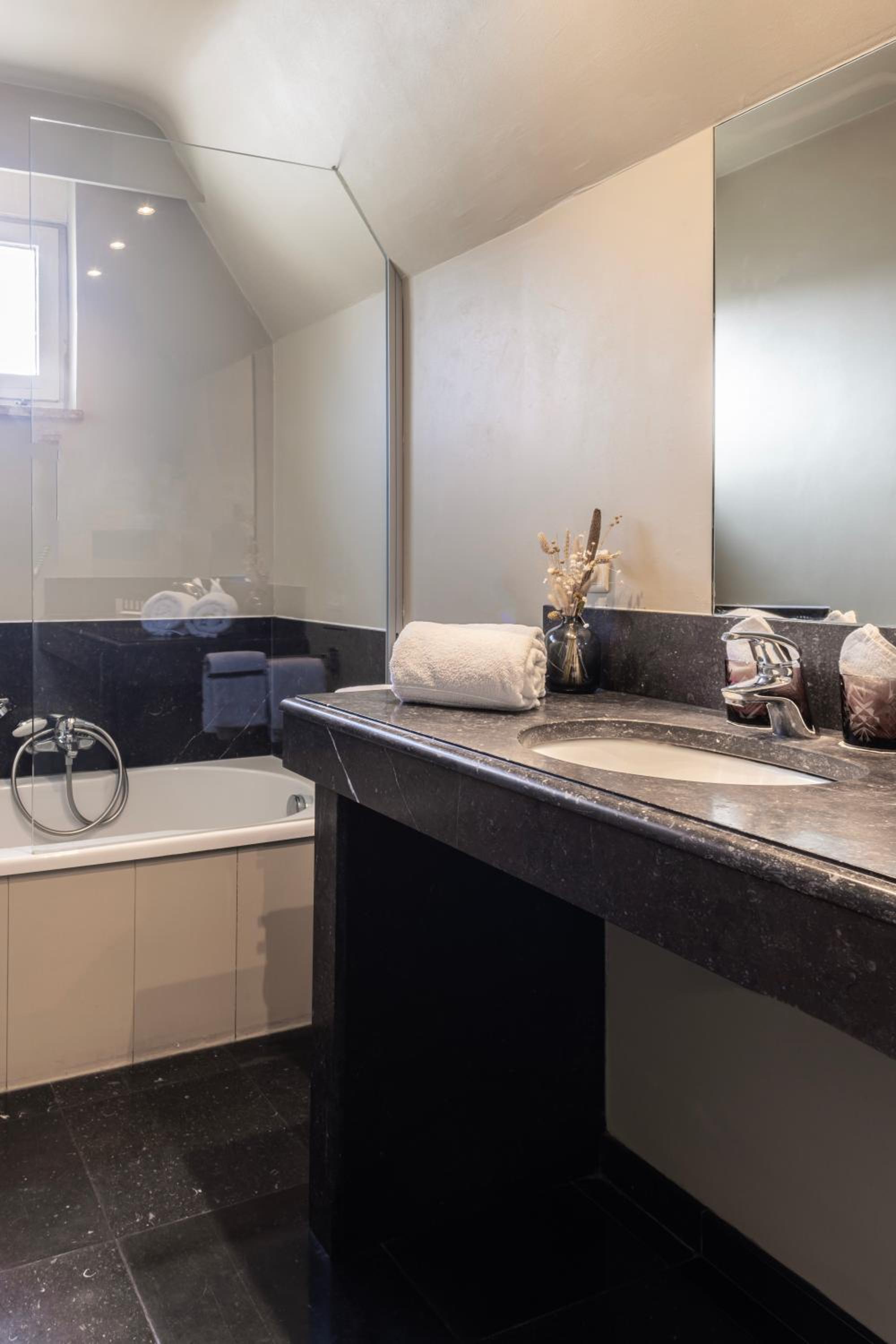 Hotel Biskajer by CW Hotel Collection