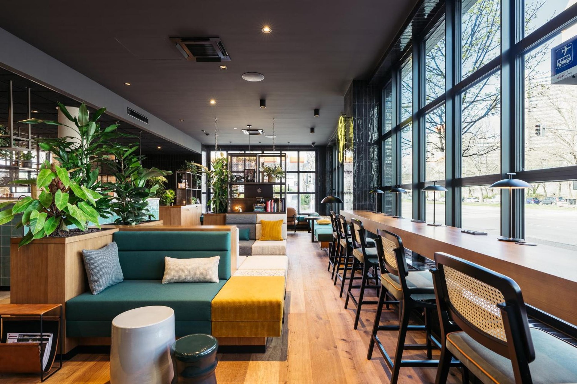 Hotel Schani UNO City