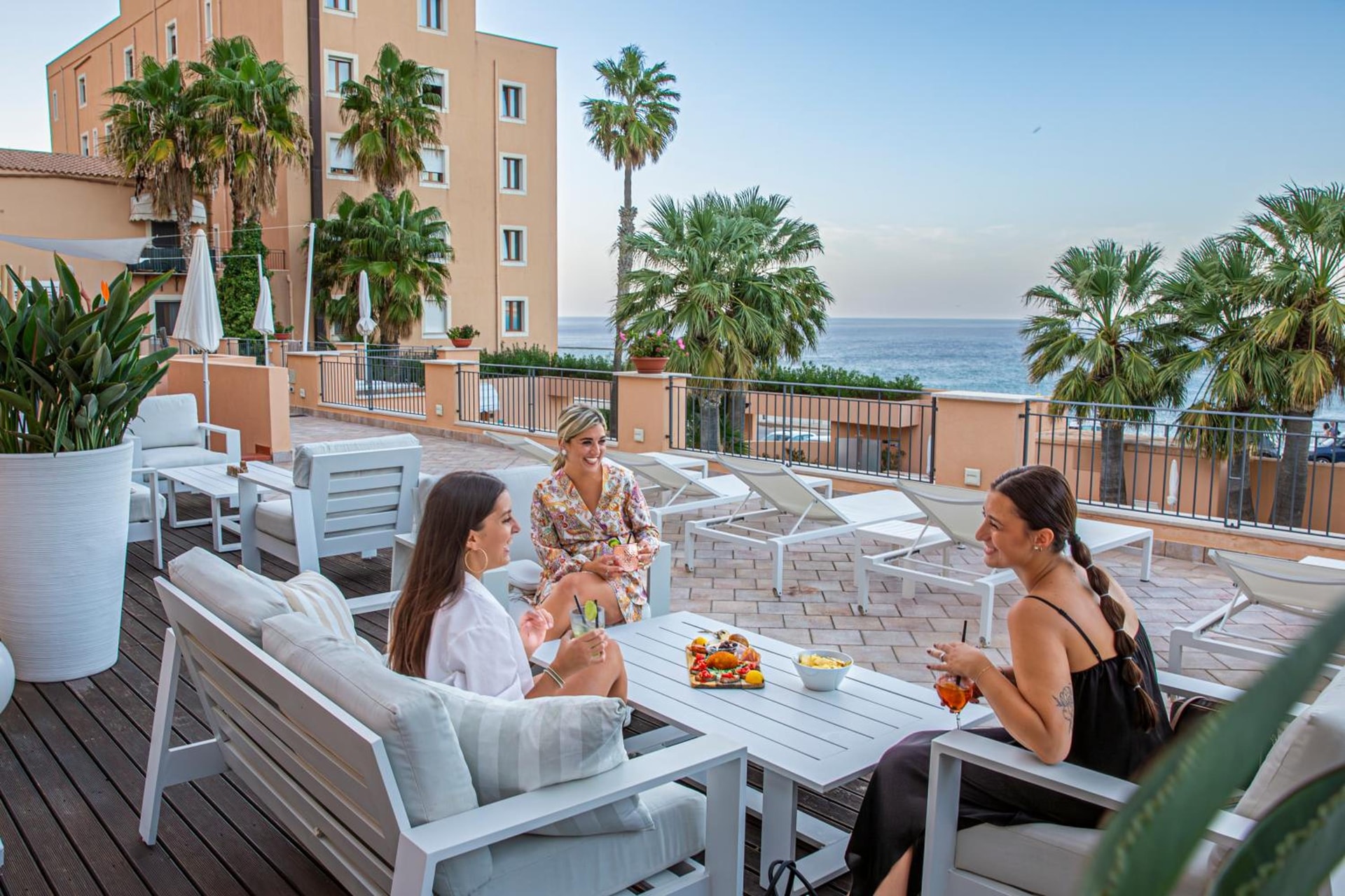 Hotel Punta Nord Est