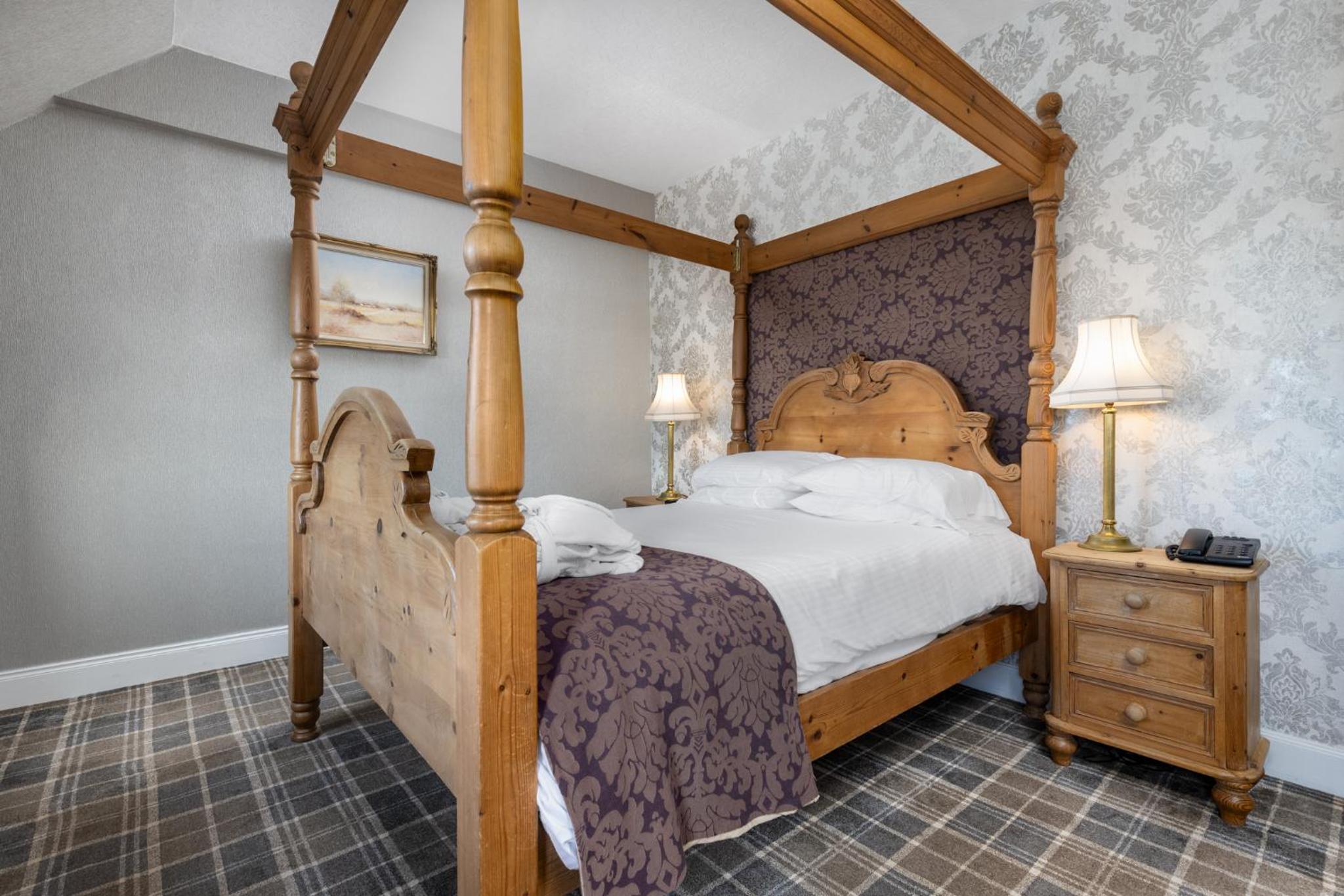 Dornoch Castle Hotel