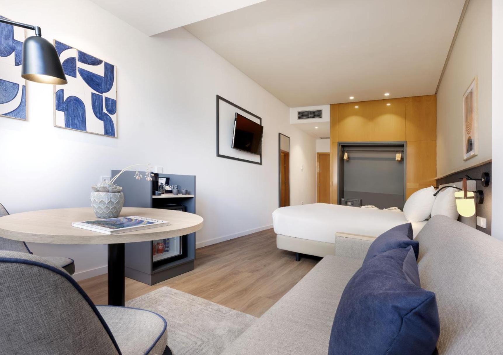 Hotel Málaga Alameda Centro, Affiliated by Meliá