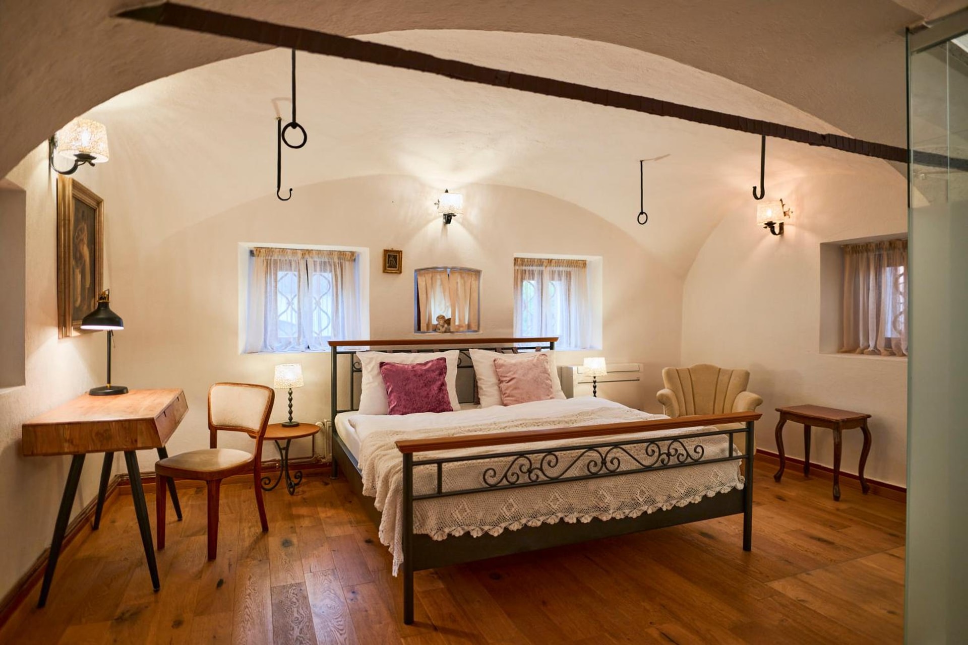 Hotel Pok Garni