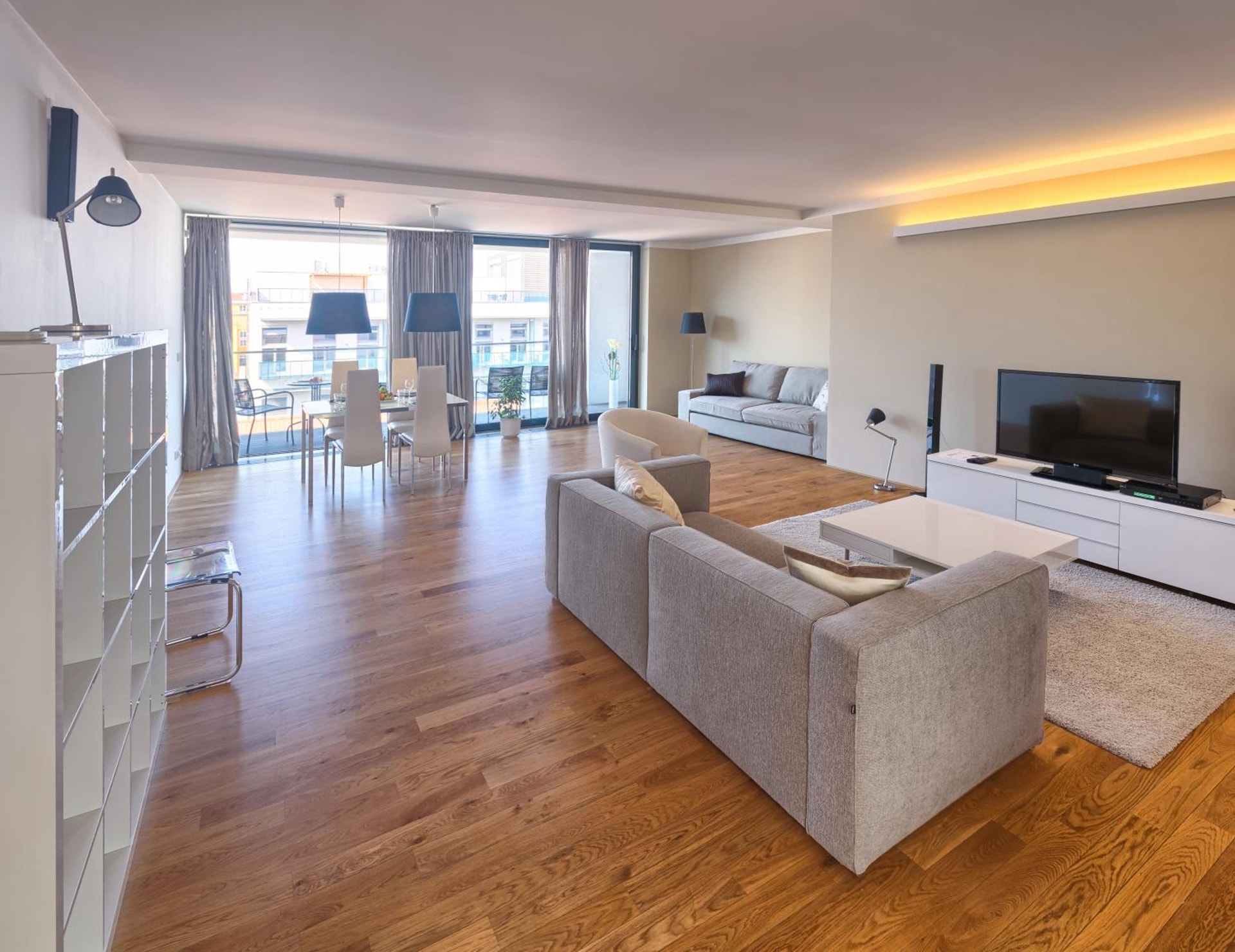 Karlin Residence by TKC