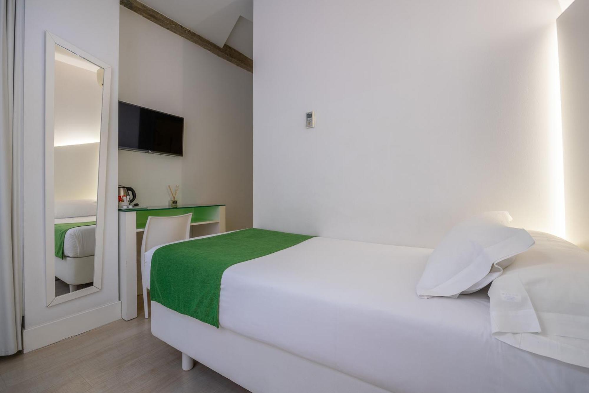 Atarazanas Málaga Boutique Hotel