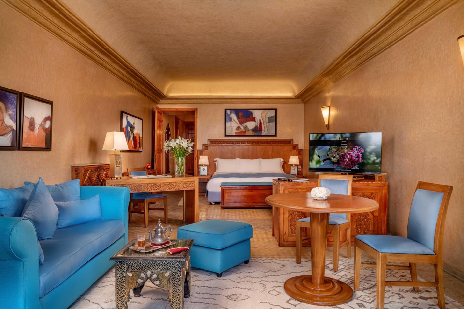 hotel room
