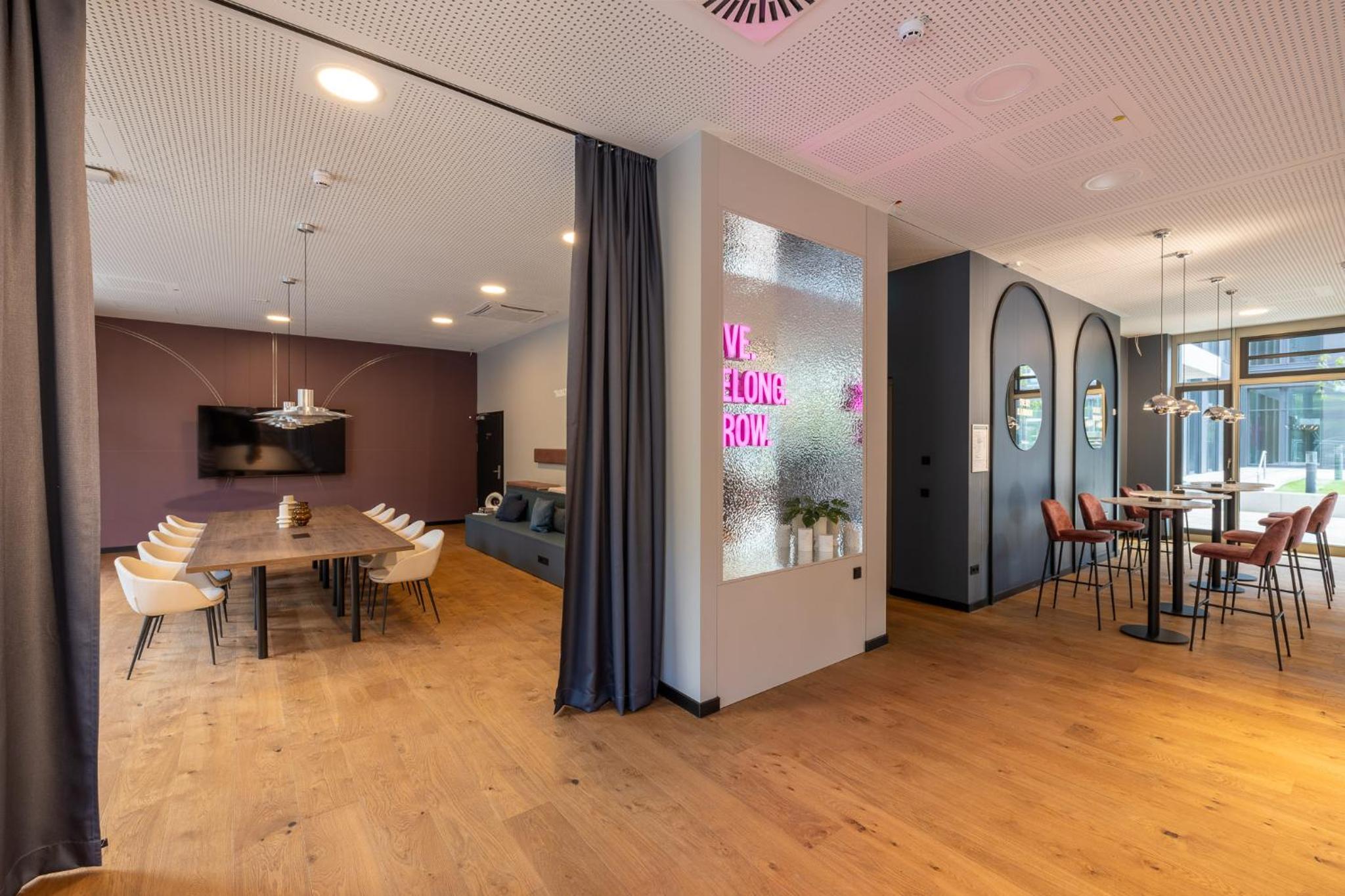 meeting & event spaces