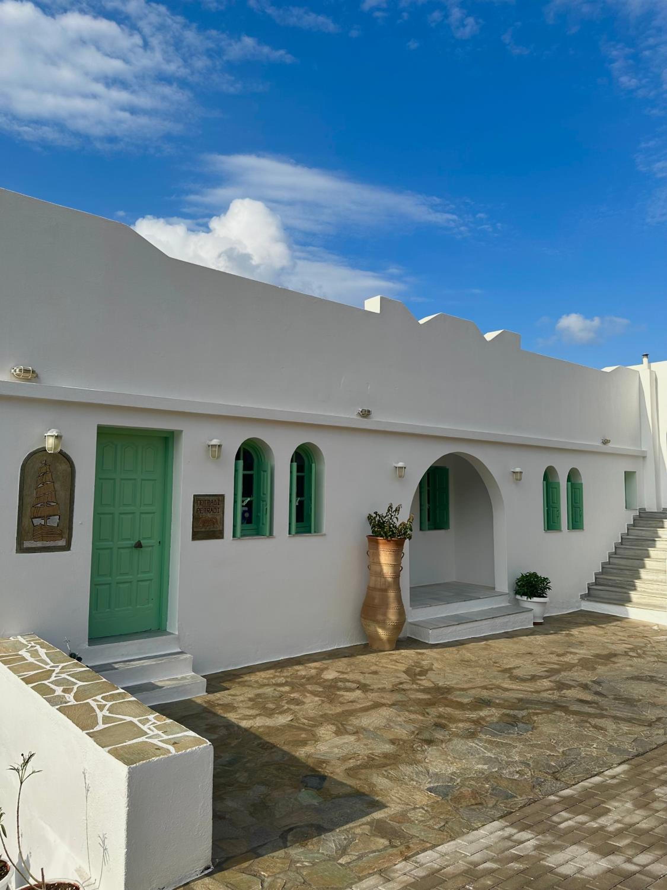 Hotel Petradi