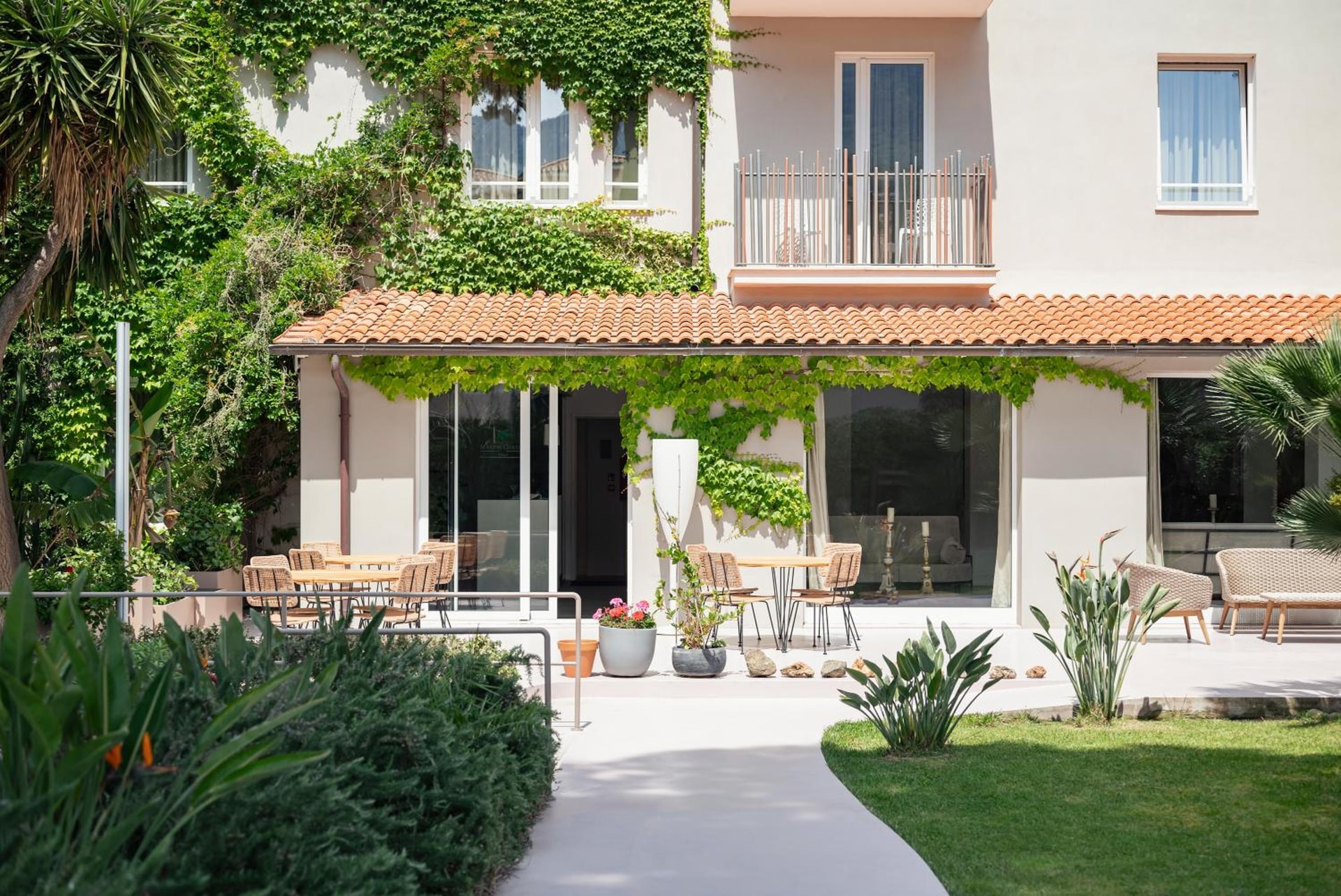 Marina Garden Hotel
