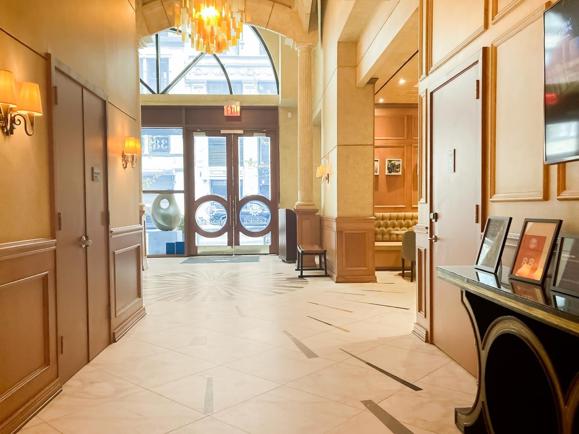 Executive Hotel Le Soleil New York