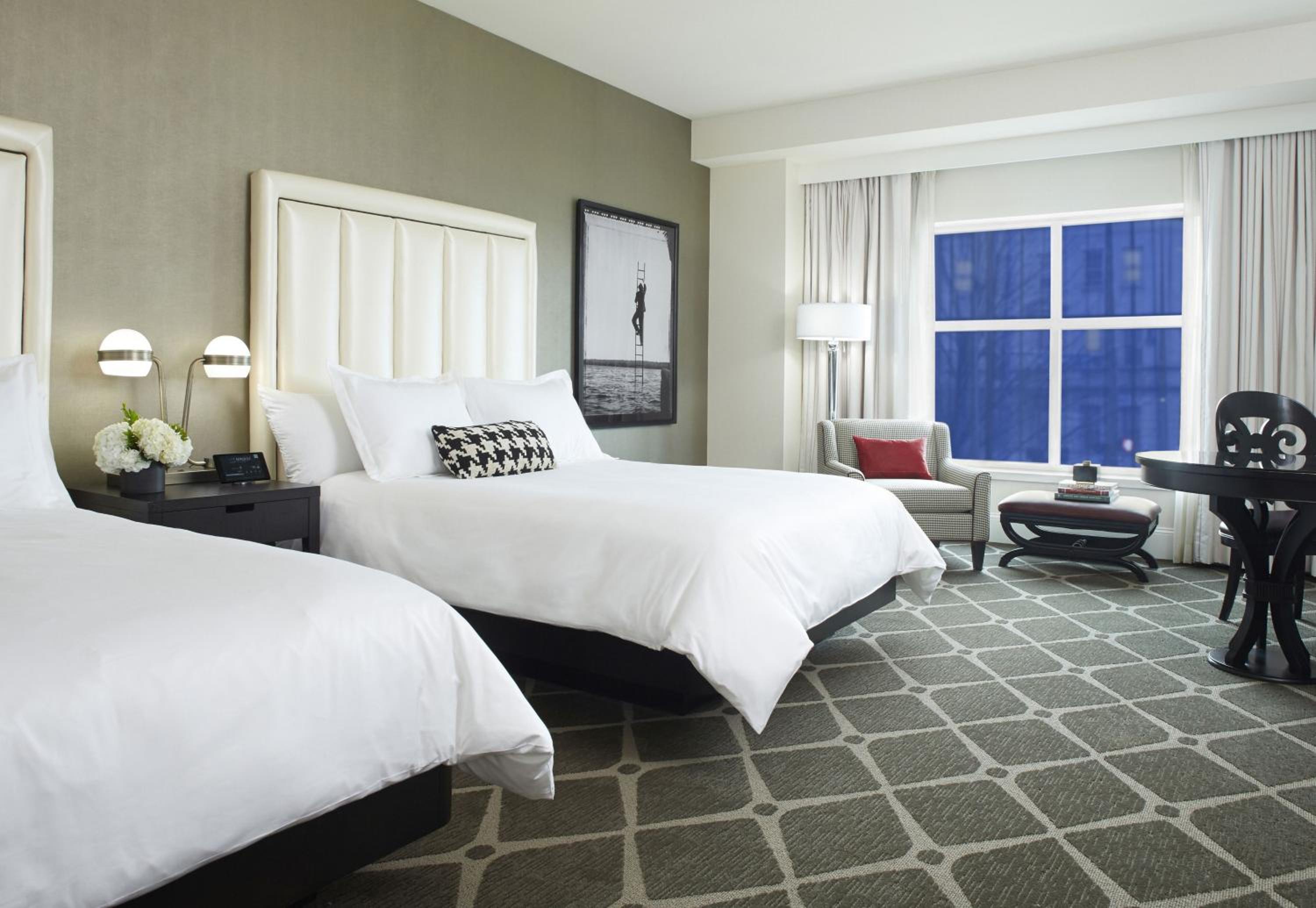 Hotel Commonwealth
