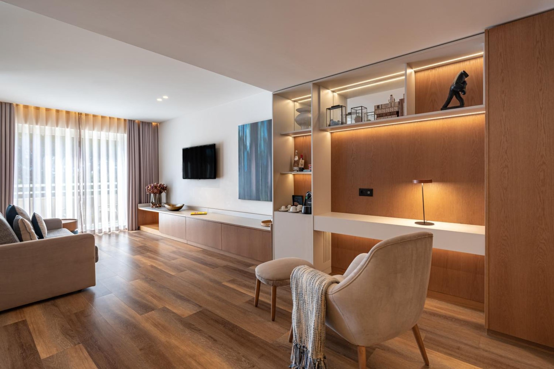 hotel room