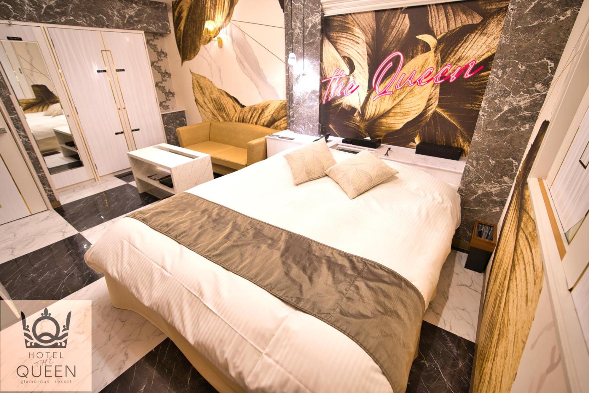 HOTEL the QUEEN