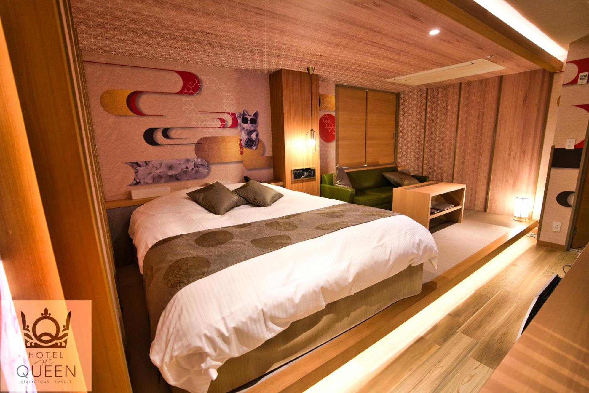 HOTEL the QUEEN