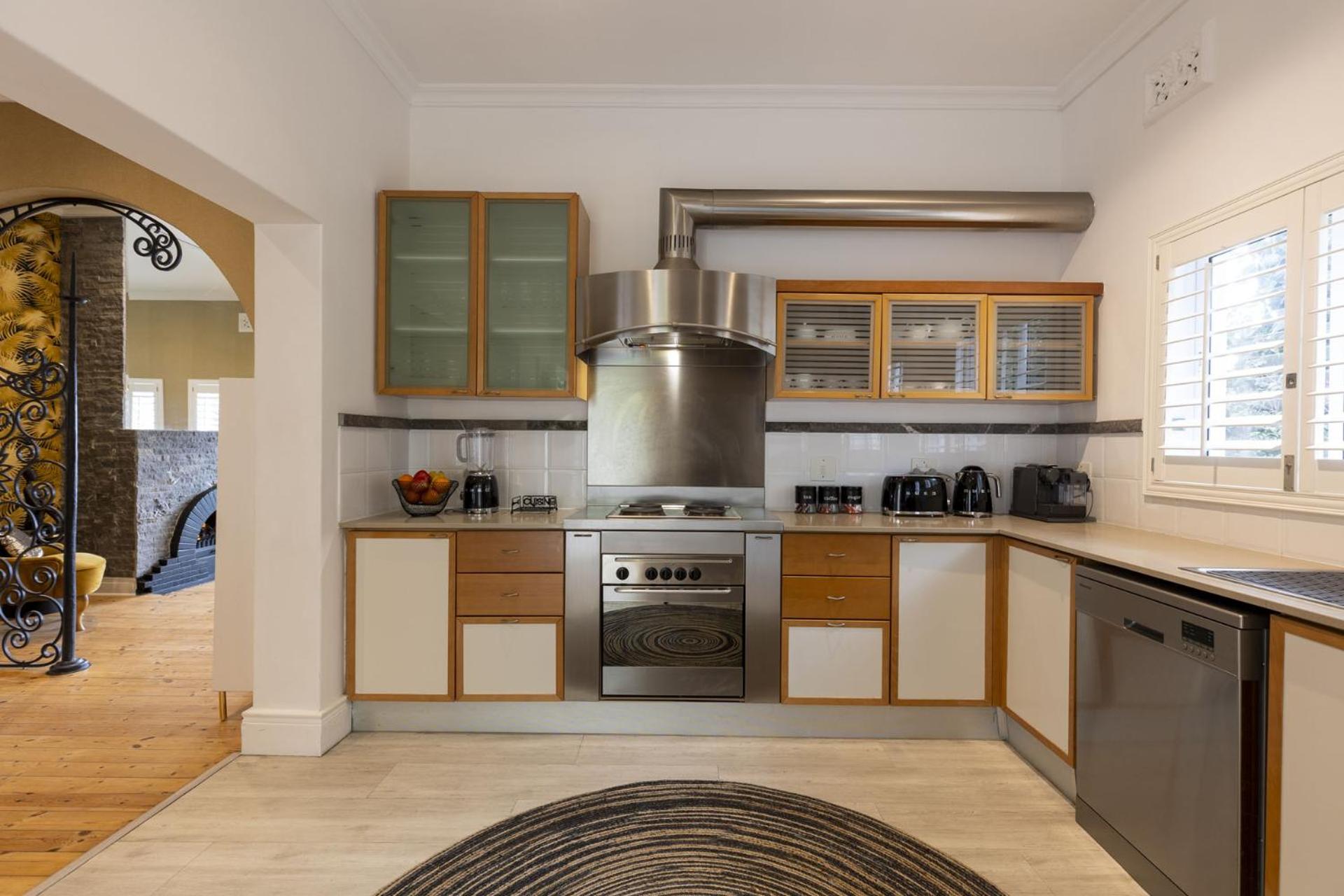 Clifton YOLO Spaces - Clifton Boutique Apartments