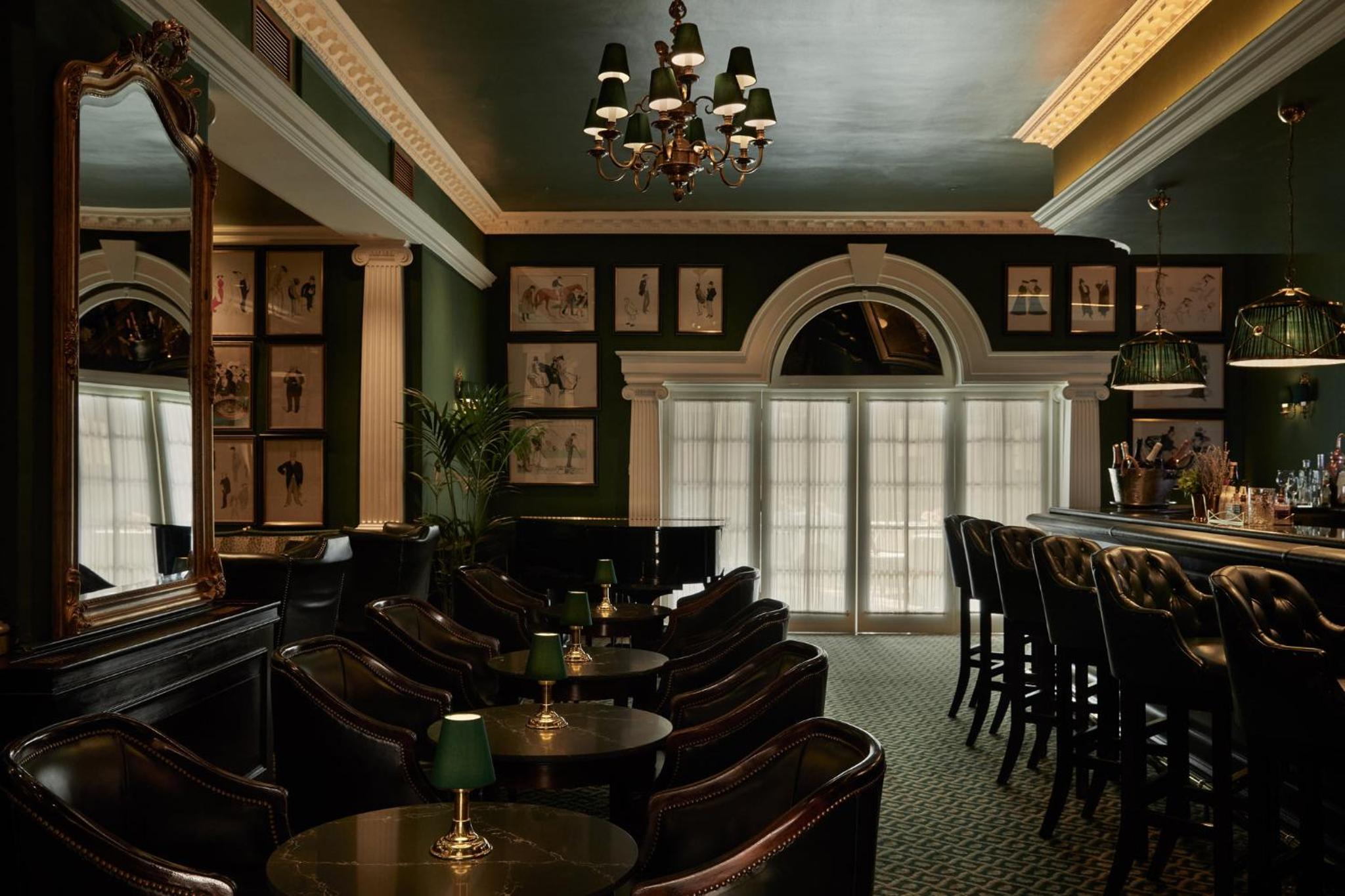 bar
