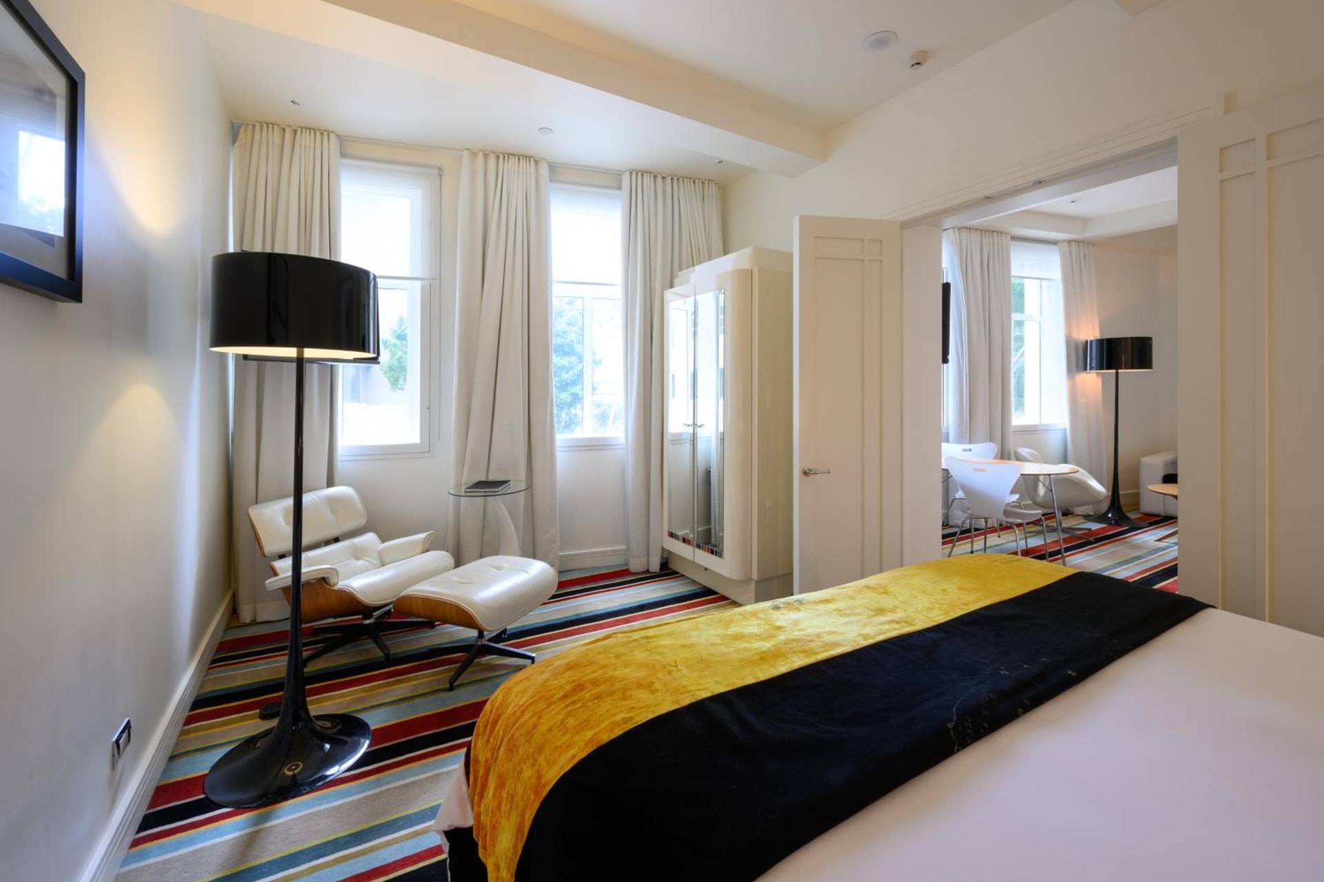 Hotel DeBrett